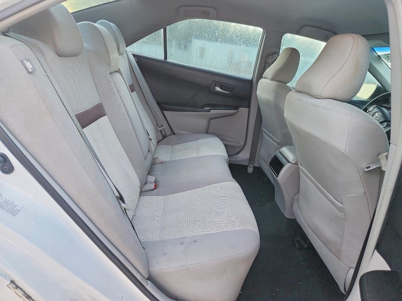 2012 Toyota Camry Le White vin: 4T1BF1FK1CU544232
