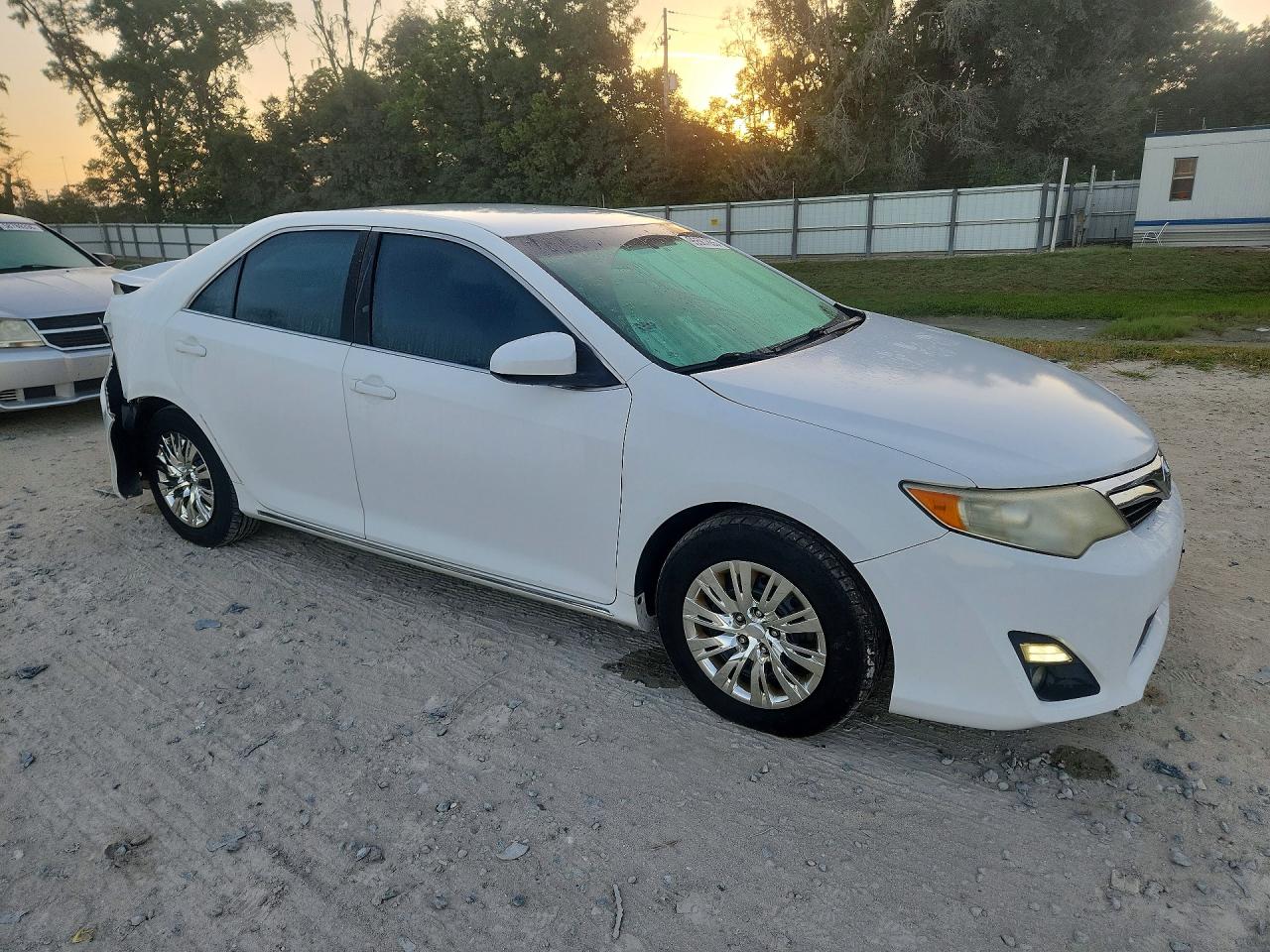 2012 Toyota Camry Le White vin: 4T1BF1FK1CU544232