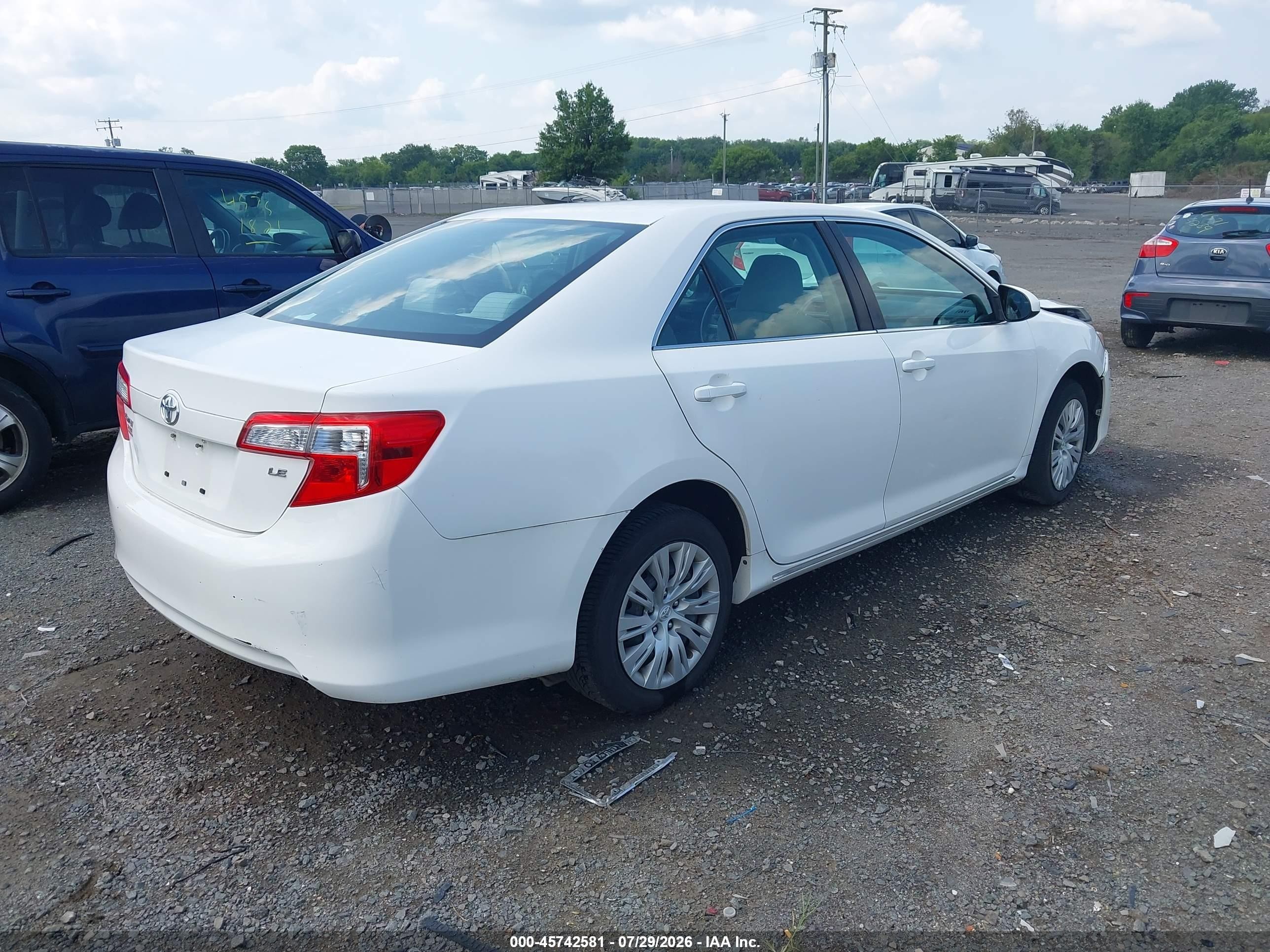 2012 Toyota Camry Le Белый vin: 4T1BF1FK1CU560995