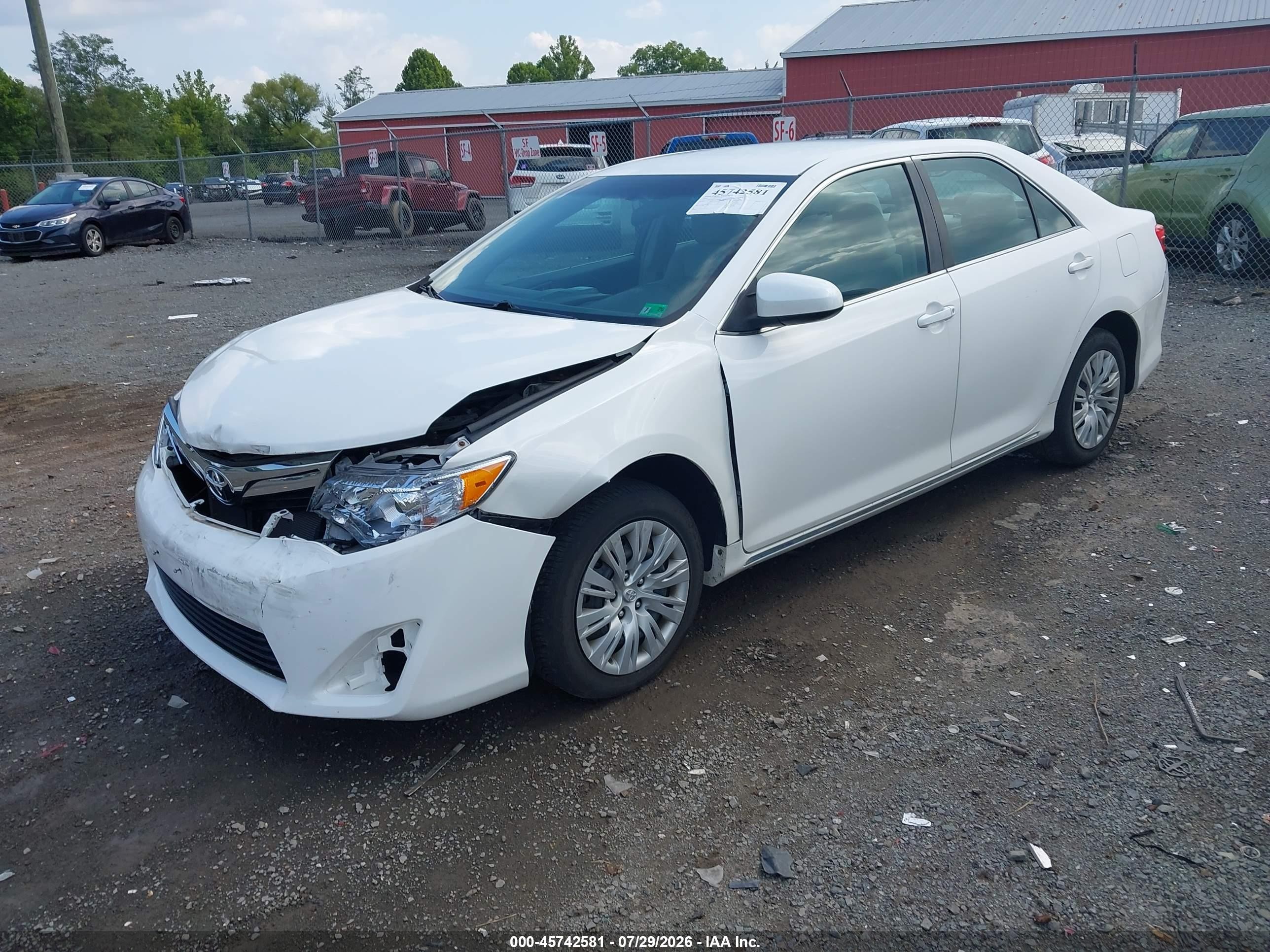 2012 Toyota Camry Le Белый vin: 4T1BF1FK1CU560995