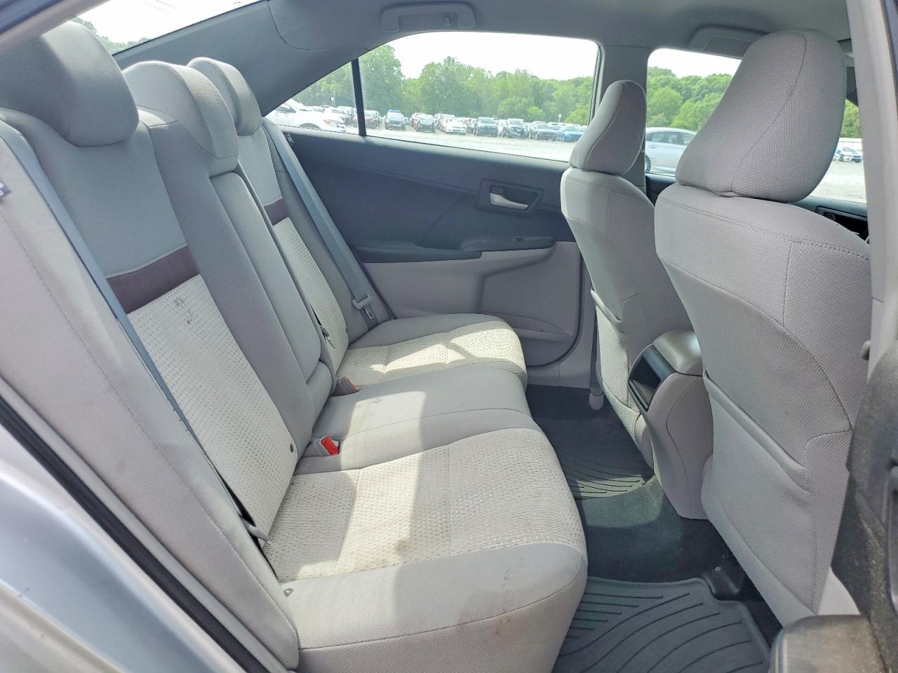 2012 Toyota Camry L Silver vin: 4T1BF1FK1CU561645