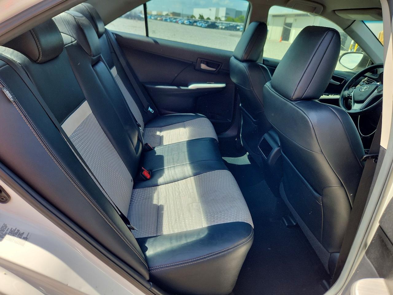 2012 Toyota Camry Se White vin: 4T1BF1FK1CU561869