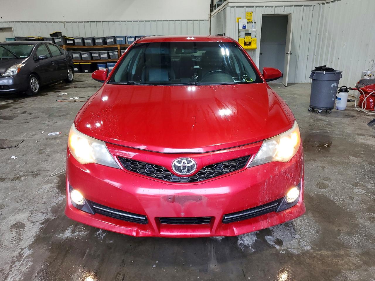 2012 Toyota Camry Se Red vin: 4T1BF1FK1CU588473