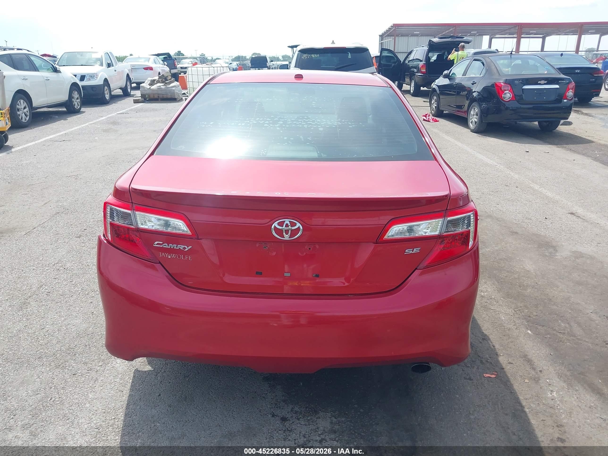 2012 Toyota Camry Se Red vin: 4T1BF1FK1CU595200