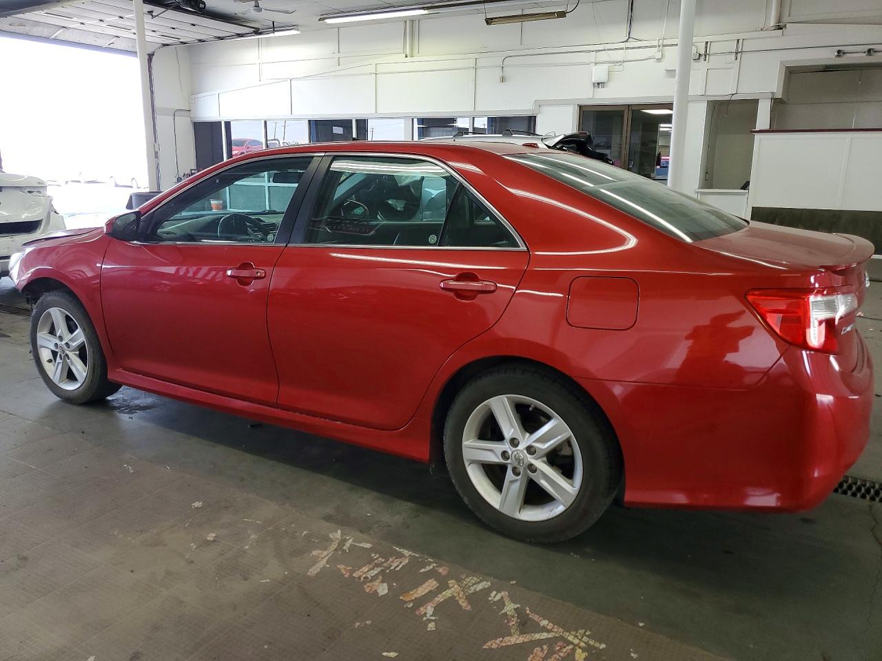 2012 Toyota Camry Red vin: 4T1BF1FK1CU595844