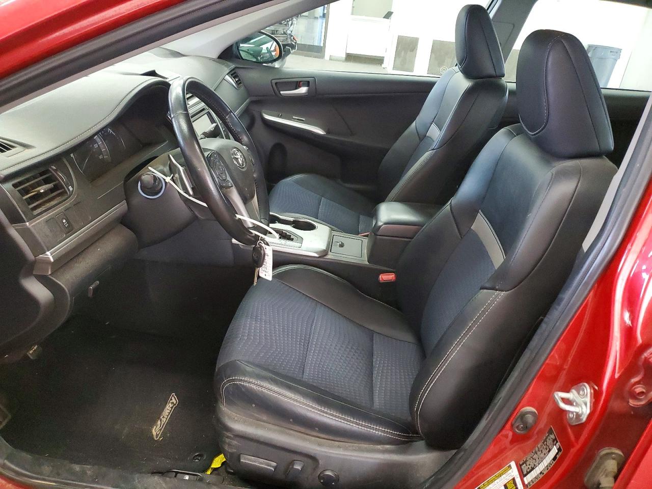2012 Toyota Camry Red vin: 4T1BF1FK1CU595844