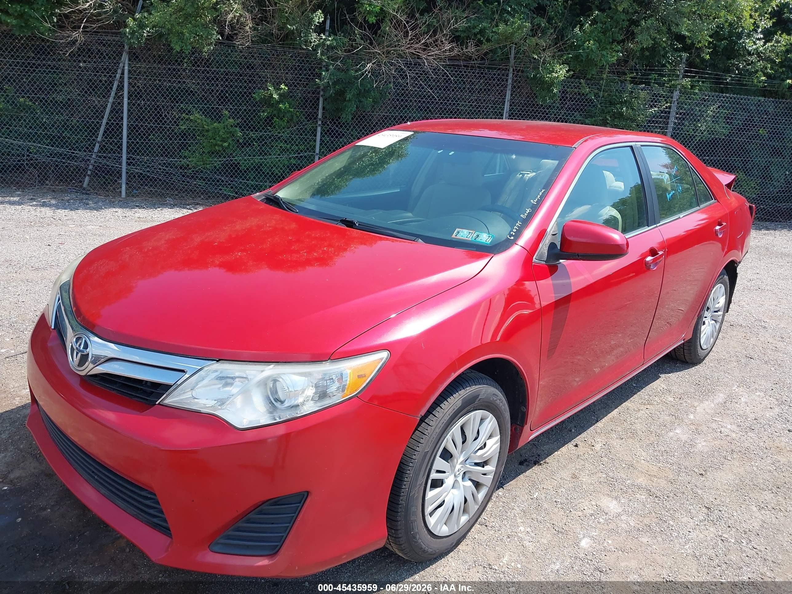 2012 Toyota Camry Le Red vin: 4T1BF1FK1CU606616