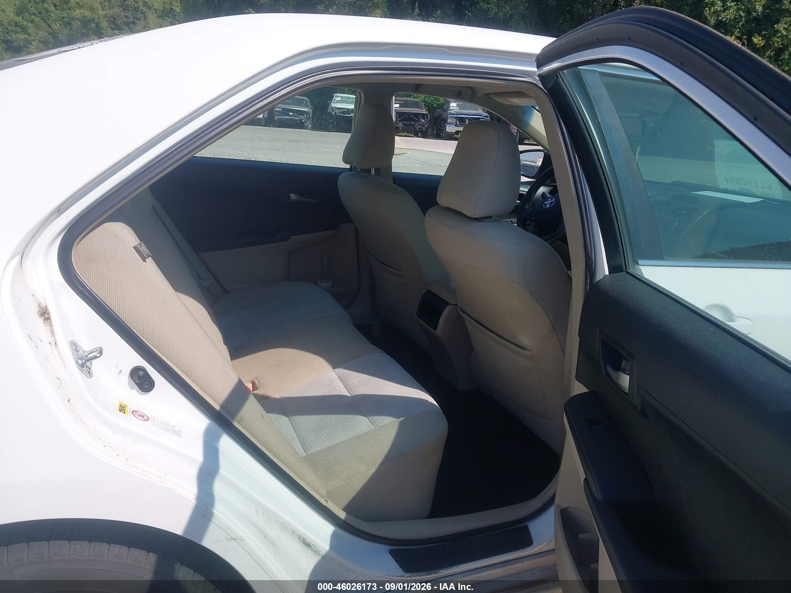 2012 Toyota Camry Le Белый vin: 4T1BF1FK1CU609001