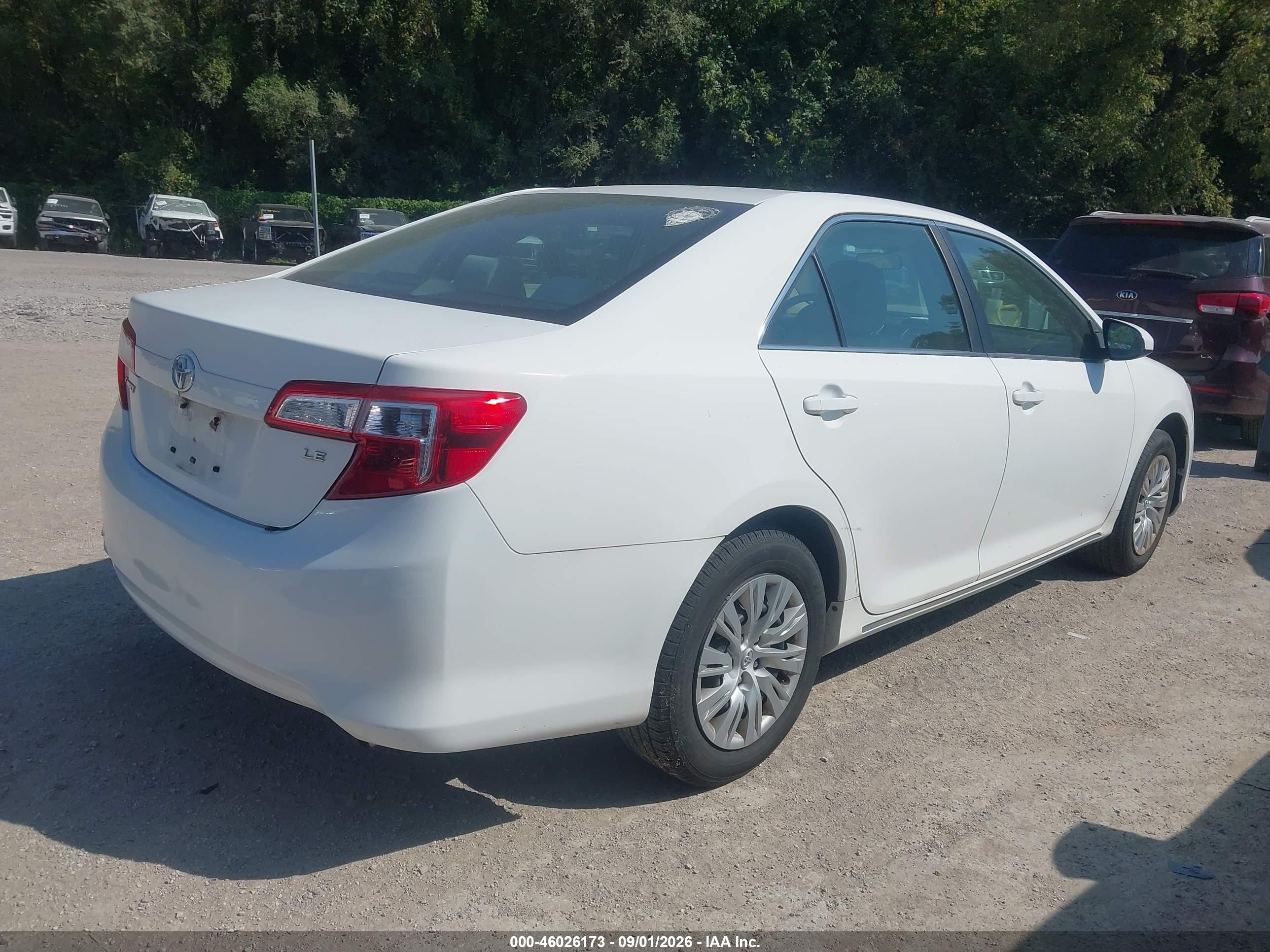 2012 Toyota Camry Le Белый vin: 4T1BF1FK1CU609001