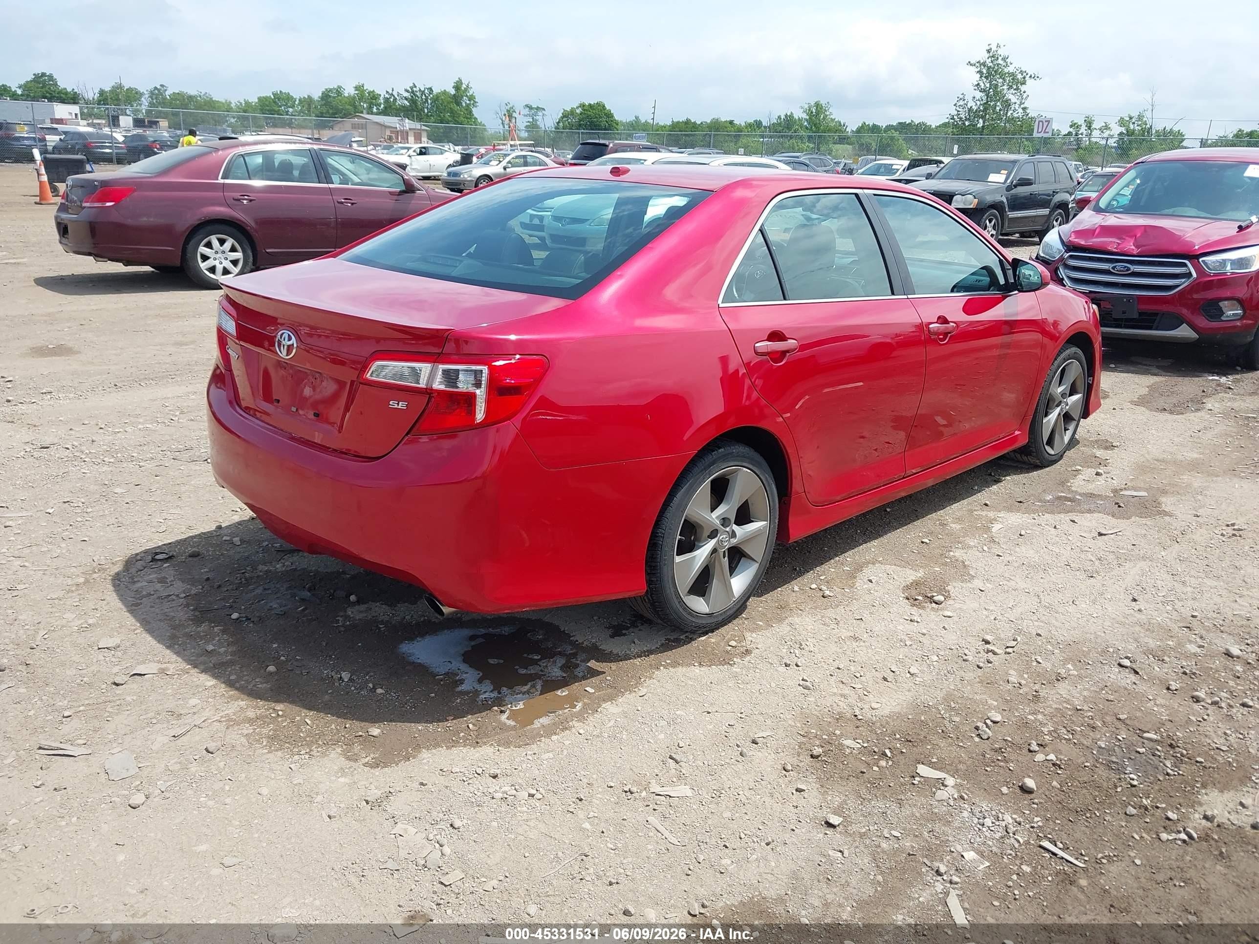 2012 Toyota Camry Se Limited Edition Red vin: 4T1BF1FK1CU615882