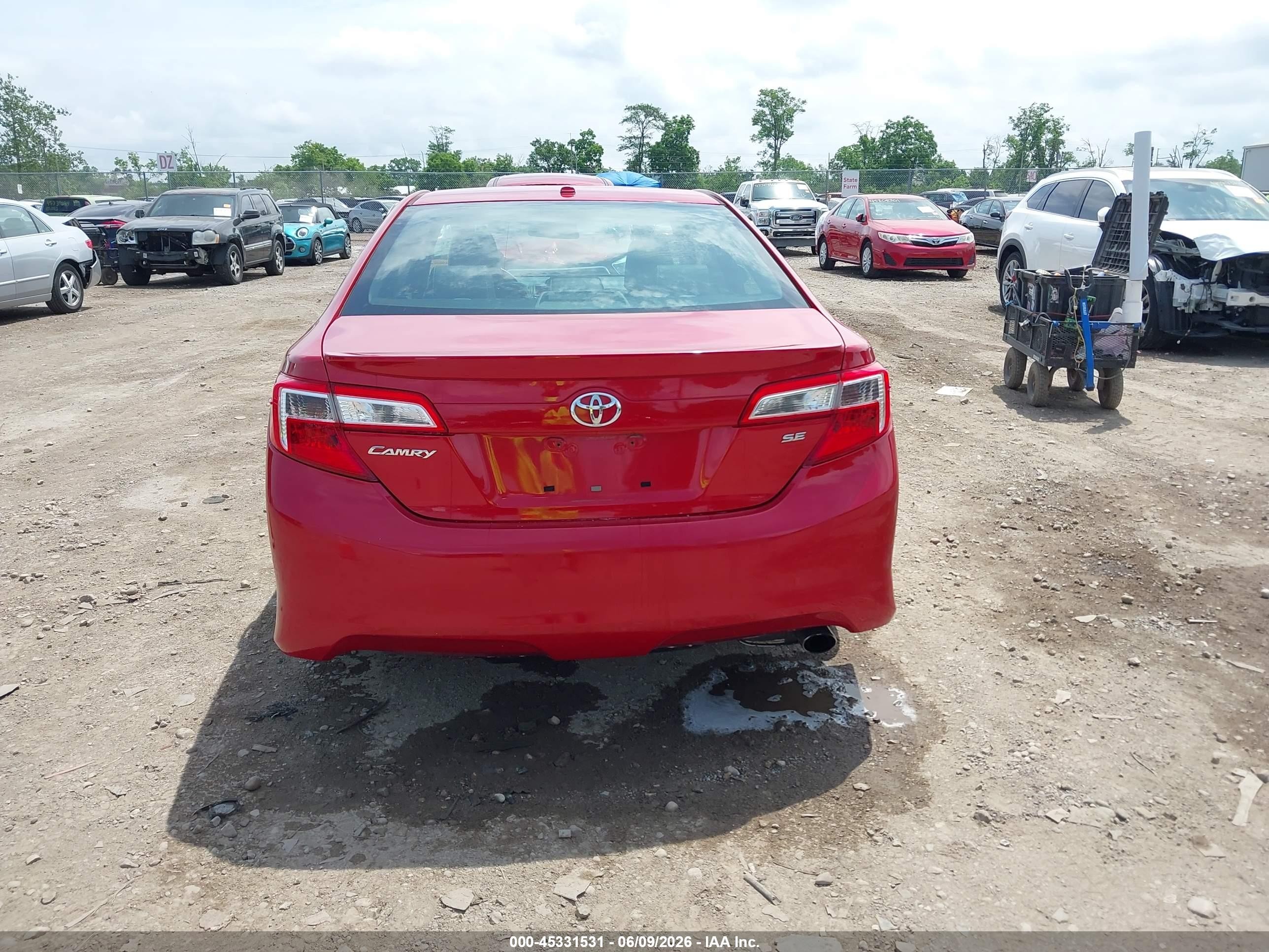 2012 Toyota Camry Se Limited Edition Red vin: 4T1BF1FK1CU615882