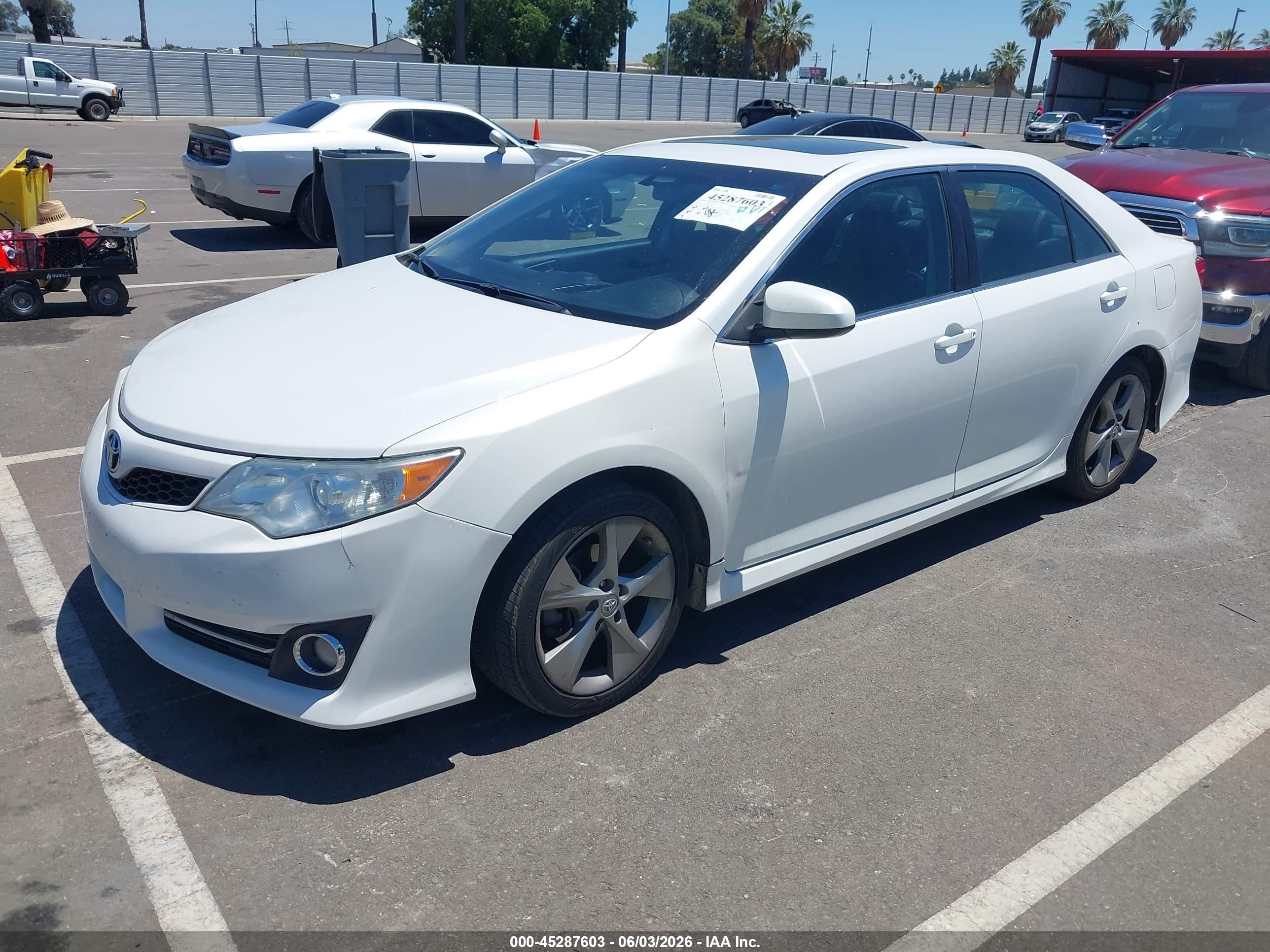 2012 Toyota Camry Se Limited Edition White vin: 4T1BF1FK1CU623285