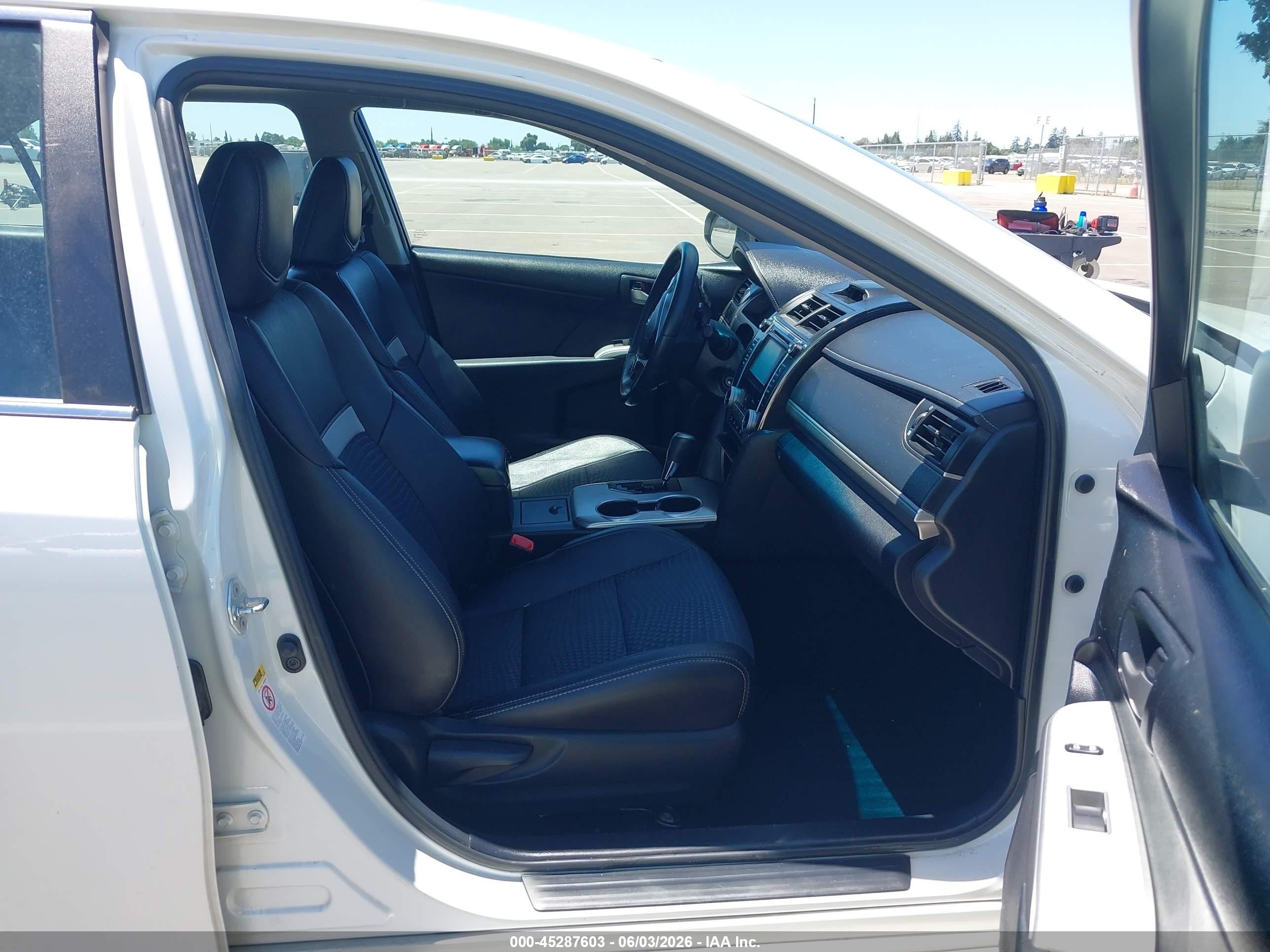 2012 Toyota Camry Se Limited Edition White vin: 4T1BF1FK1CU623285