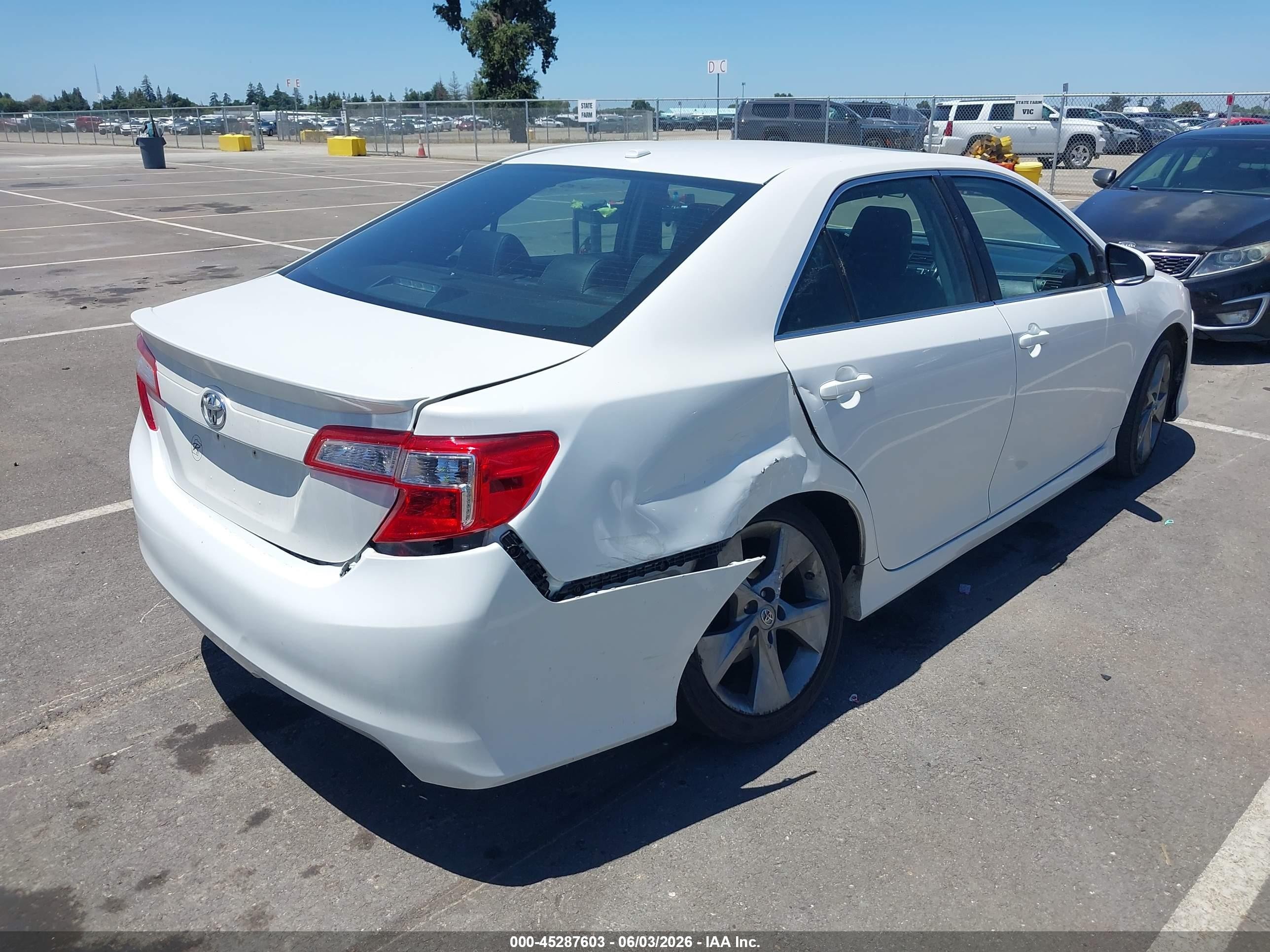 2012 Toyota Camry Se Limited Edition White vin: 4T1BF1FK1CU623285
