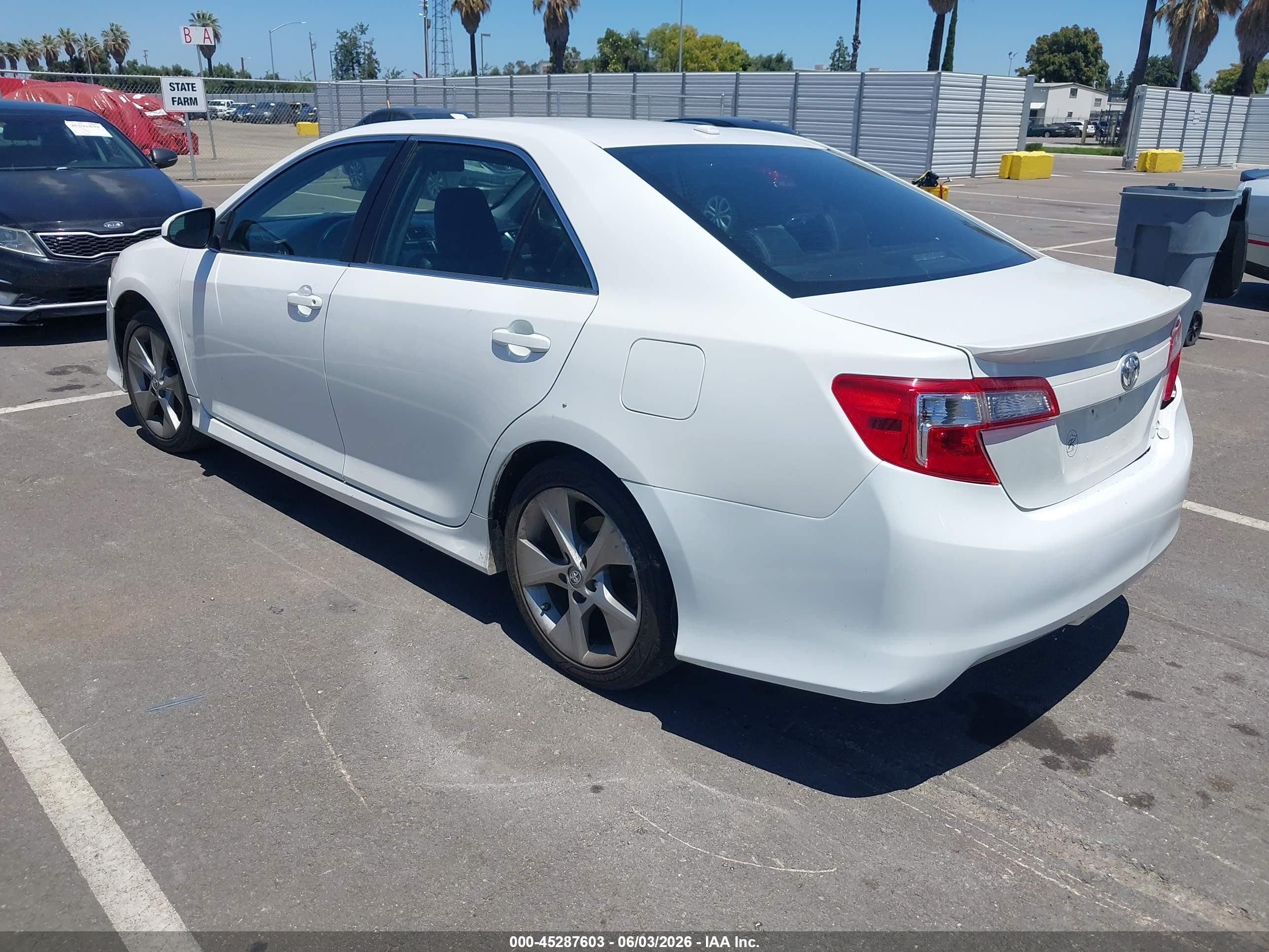 2012 Toyota Camry Se Limited Edition White vin: 4T1BF1FK1CU623285