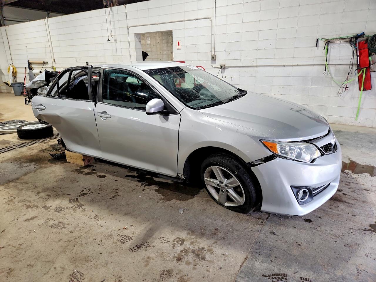 2013 Toyota Camry Se Silver vin: 4T1BF1FK1DU209490