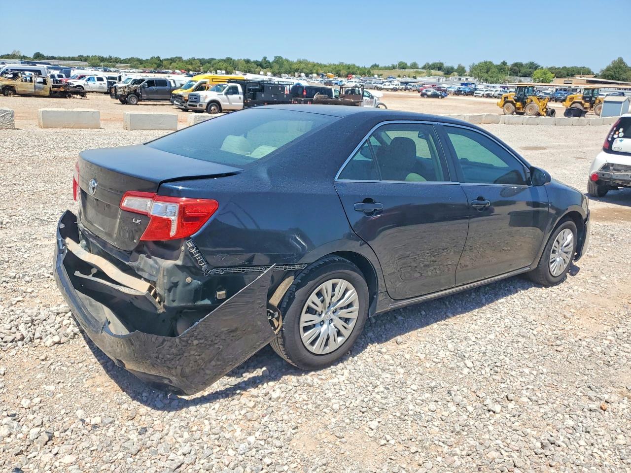 2013 Toyota Camry Le Black vin: 4T1BF1FK1DU229481
