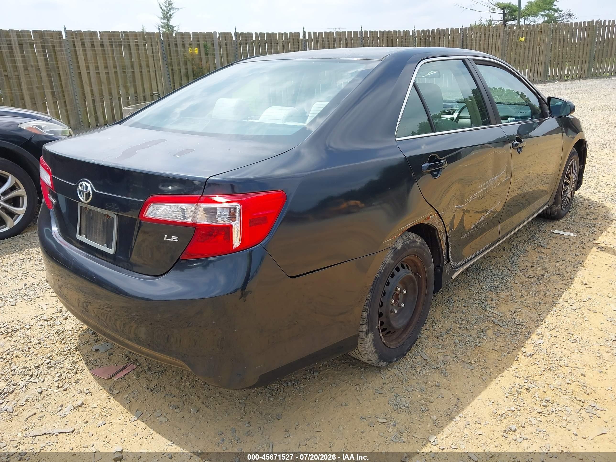 2013 Toyota Camry Le Black vin: 4T1BF1FK1DU231344