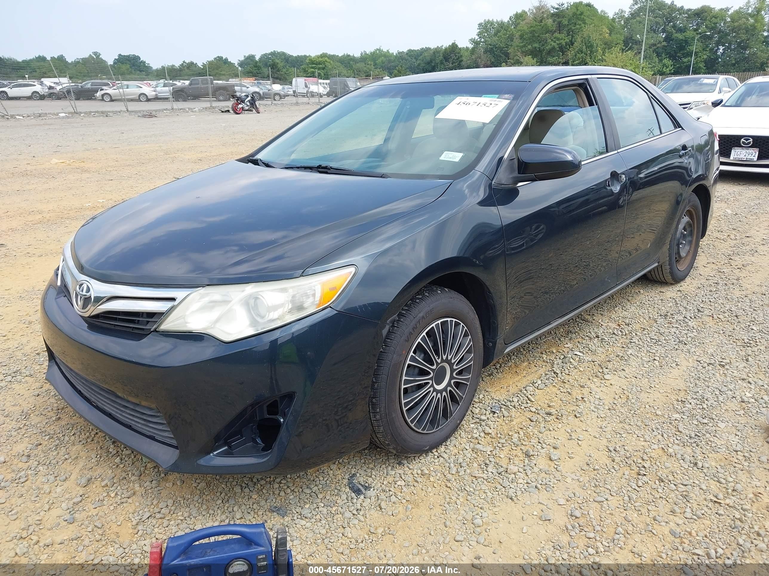 2013 Toyota Camry Le Black vin: 4T1BF1FK1DU231344
