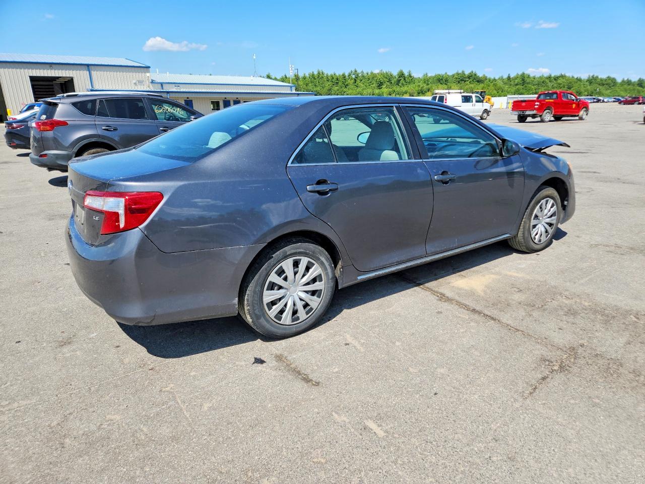 2013 Toyota Camry Le Gray vin: 4T1BF1FK1DU240397