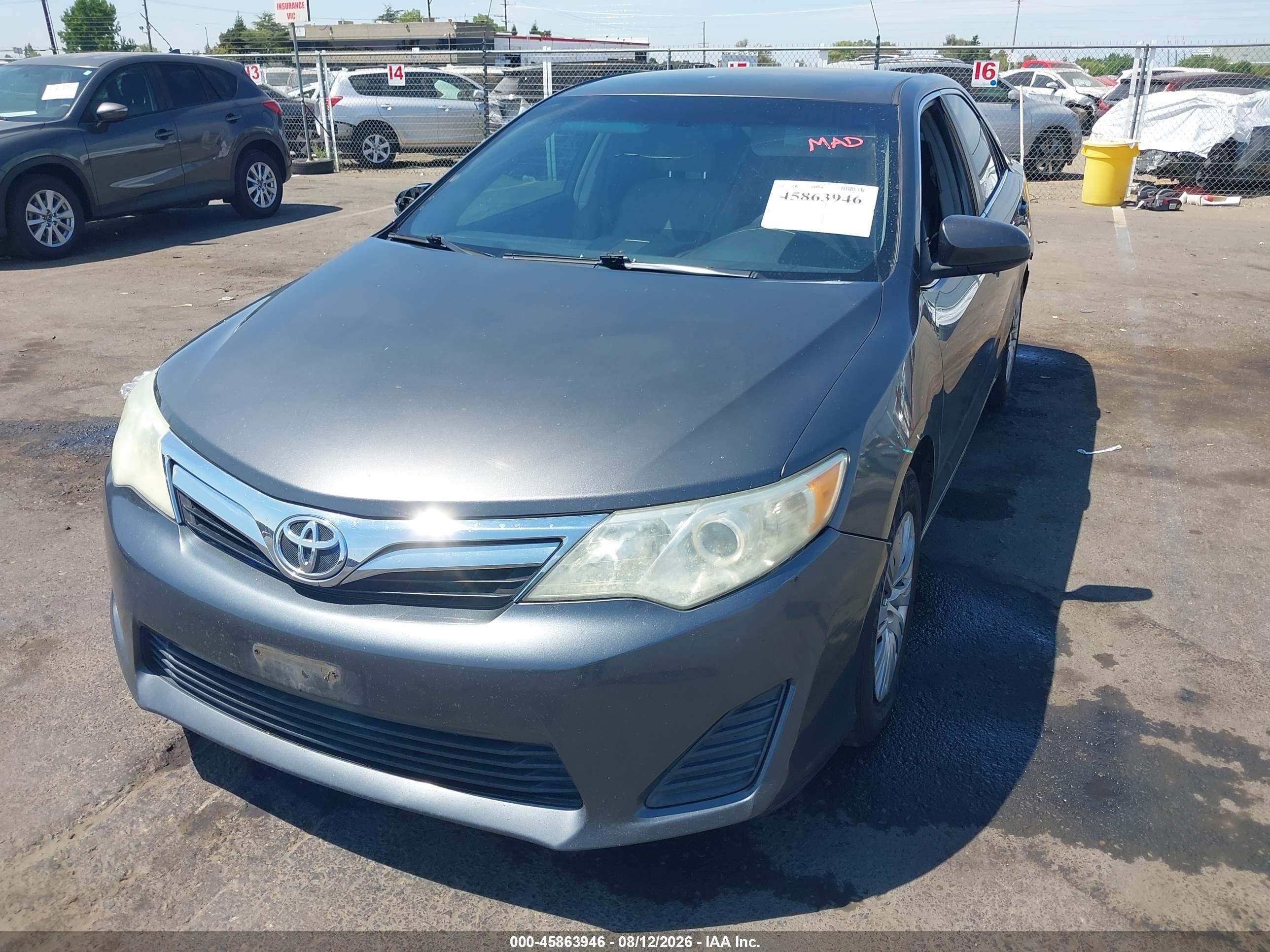 2013 Toyota Camry Le Gray vin: 4T1BF1FK1DU247222