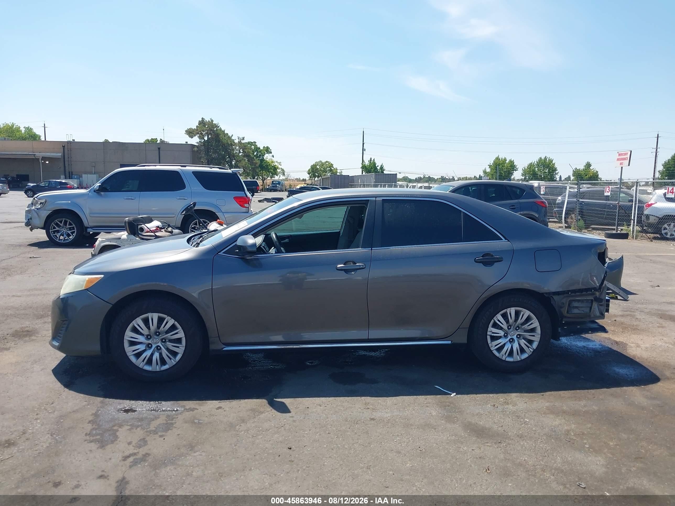2013 Toyota Camry Le Gray vin: 4T1BF1FK1DU247222