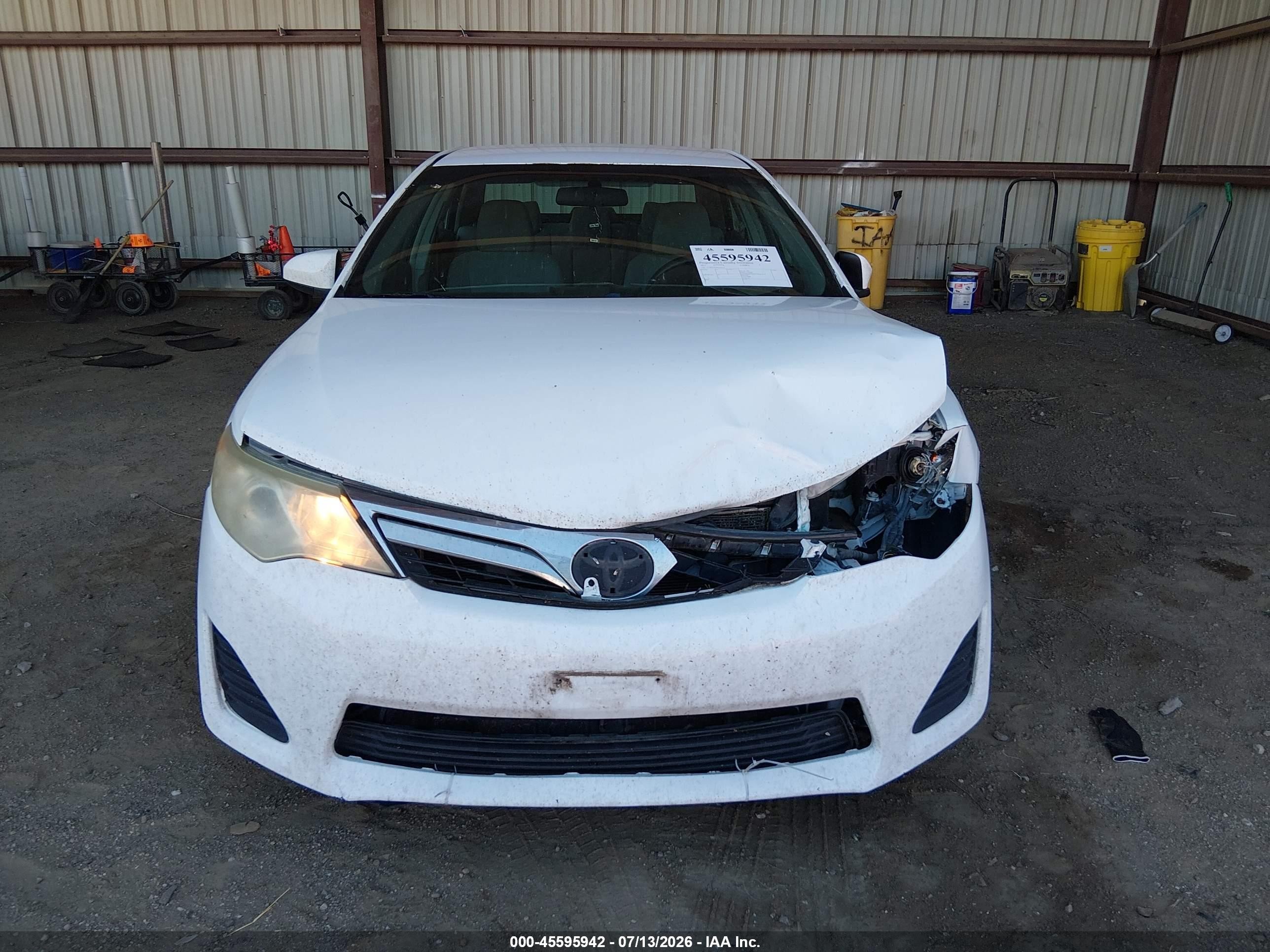 2013 Toyota Camry Le White vin: 4T1BF1FK1DU249441