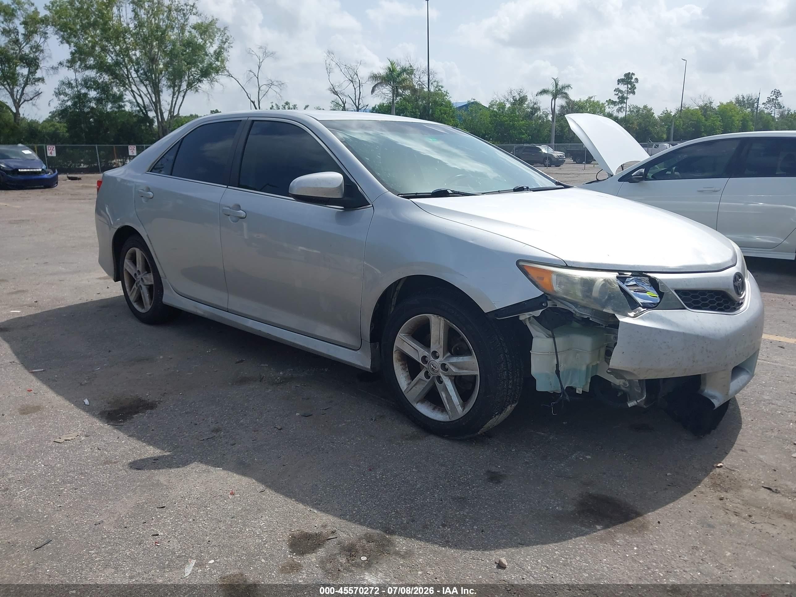 2013 Toyota Camry Se Silver vin: 4T1BF1FK1DU265381