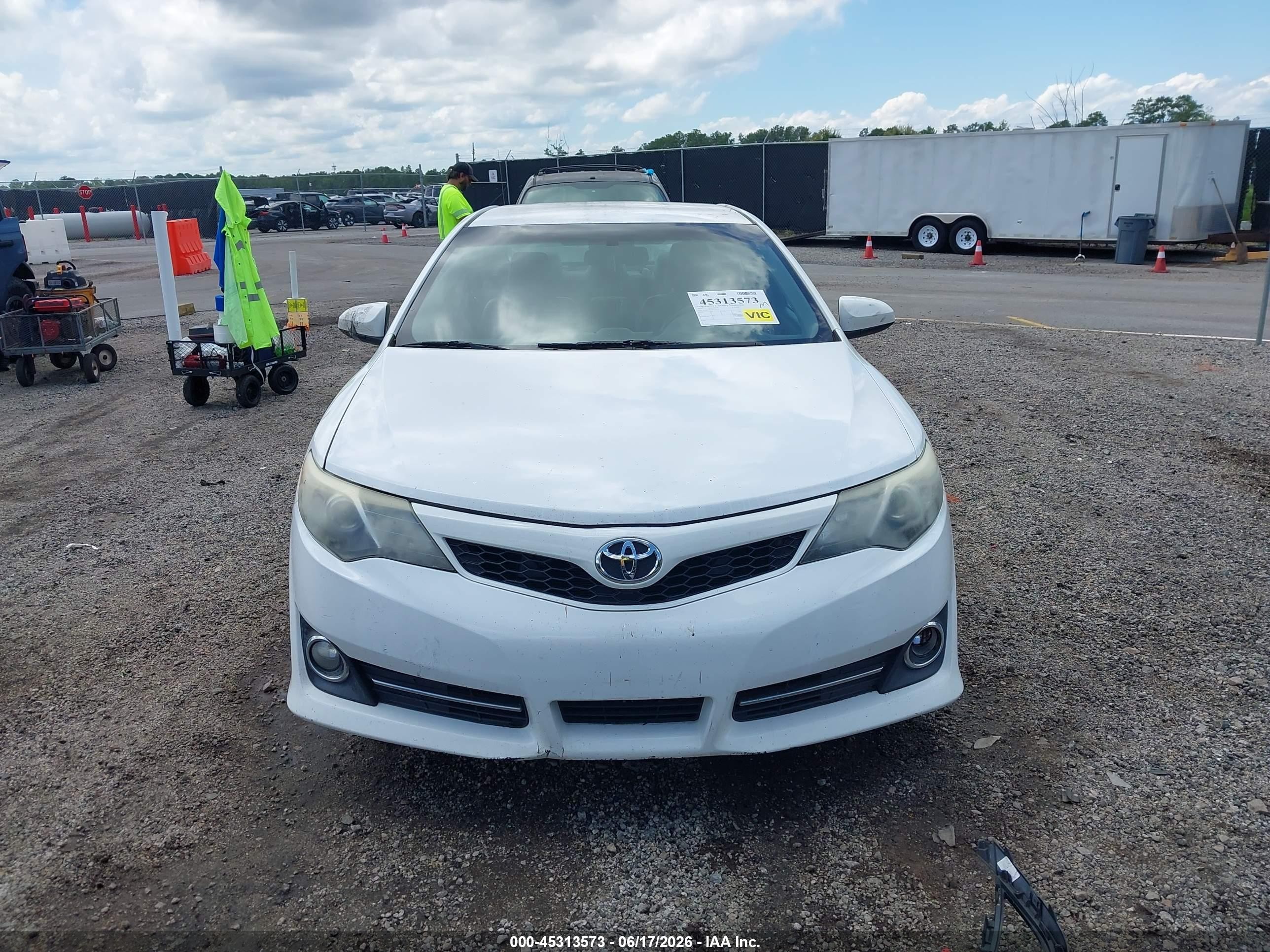2013 Toyota Camry Se Белый vin: 4T1BF1FK1DU291737