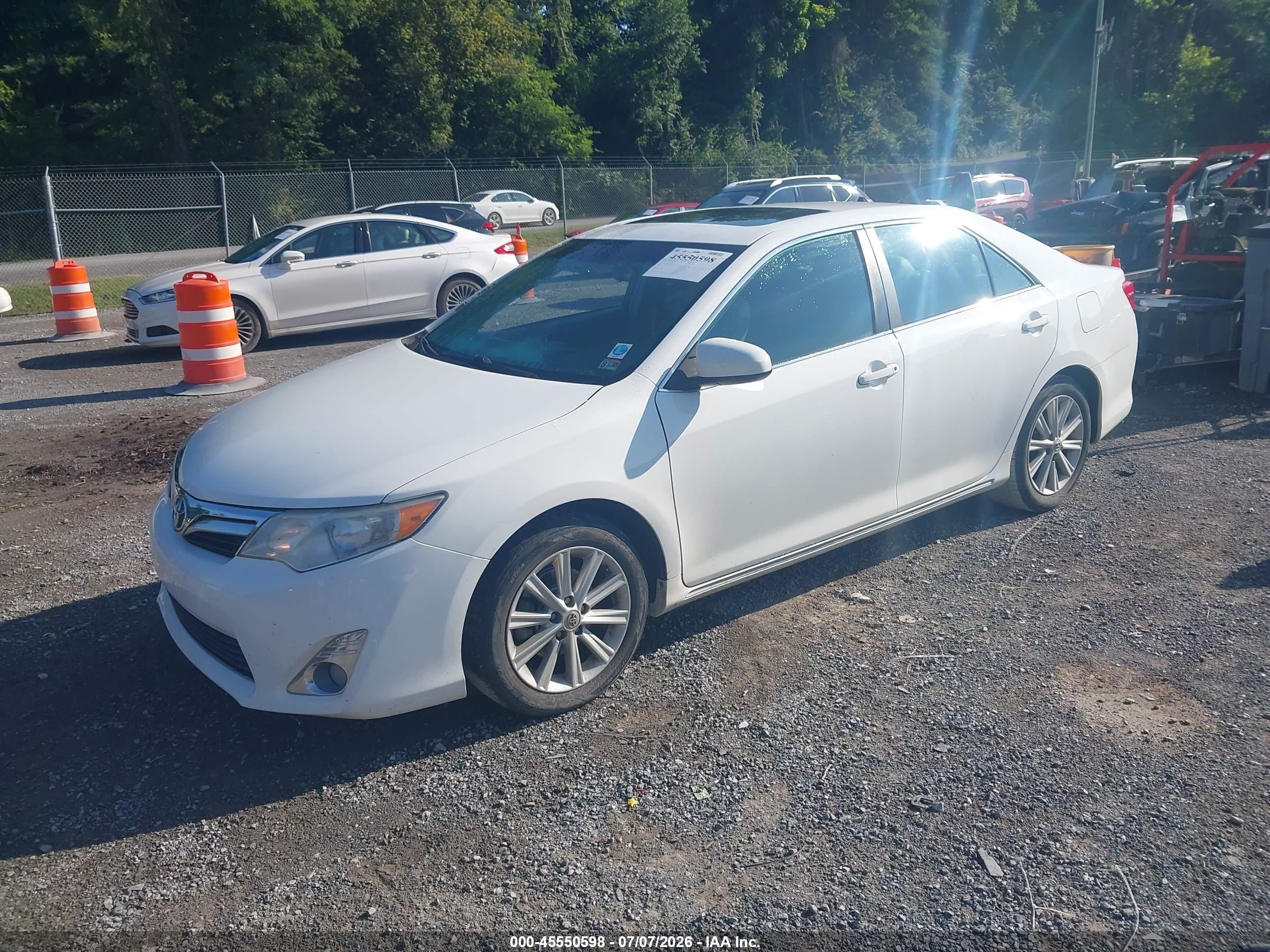 2013 Toyota Camry Xle White vin: 4T1BF1FK1DU293732