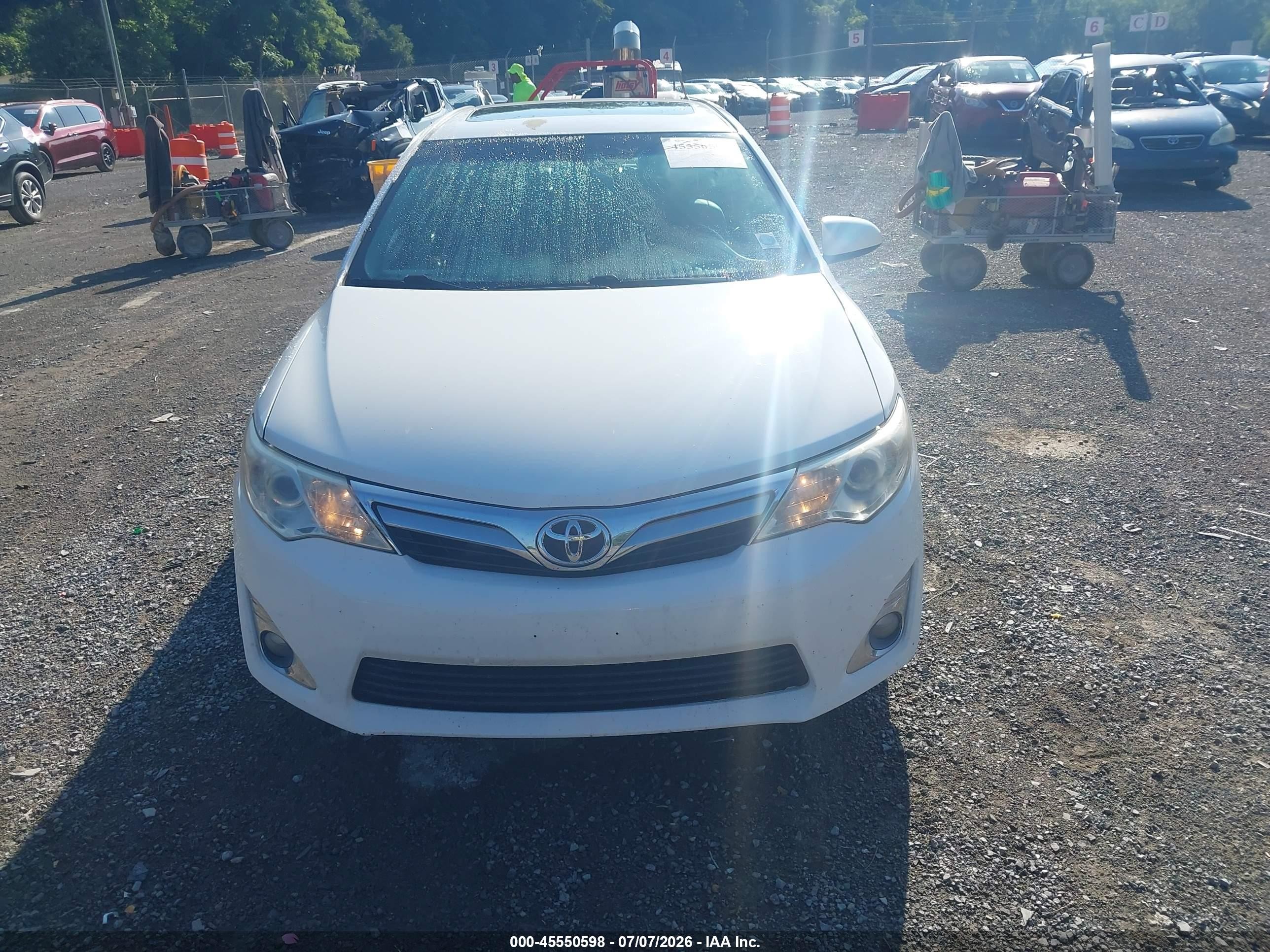 2013 Toyota Camry Xle White vin: 4T1BF1FK1DU293732