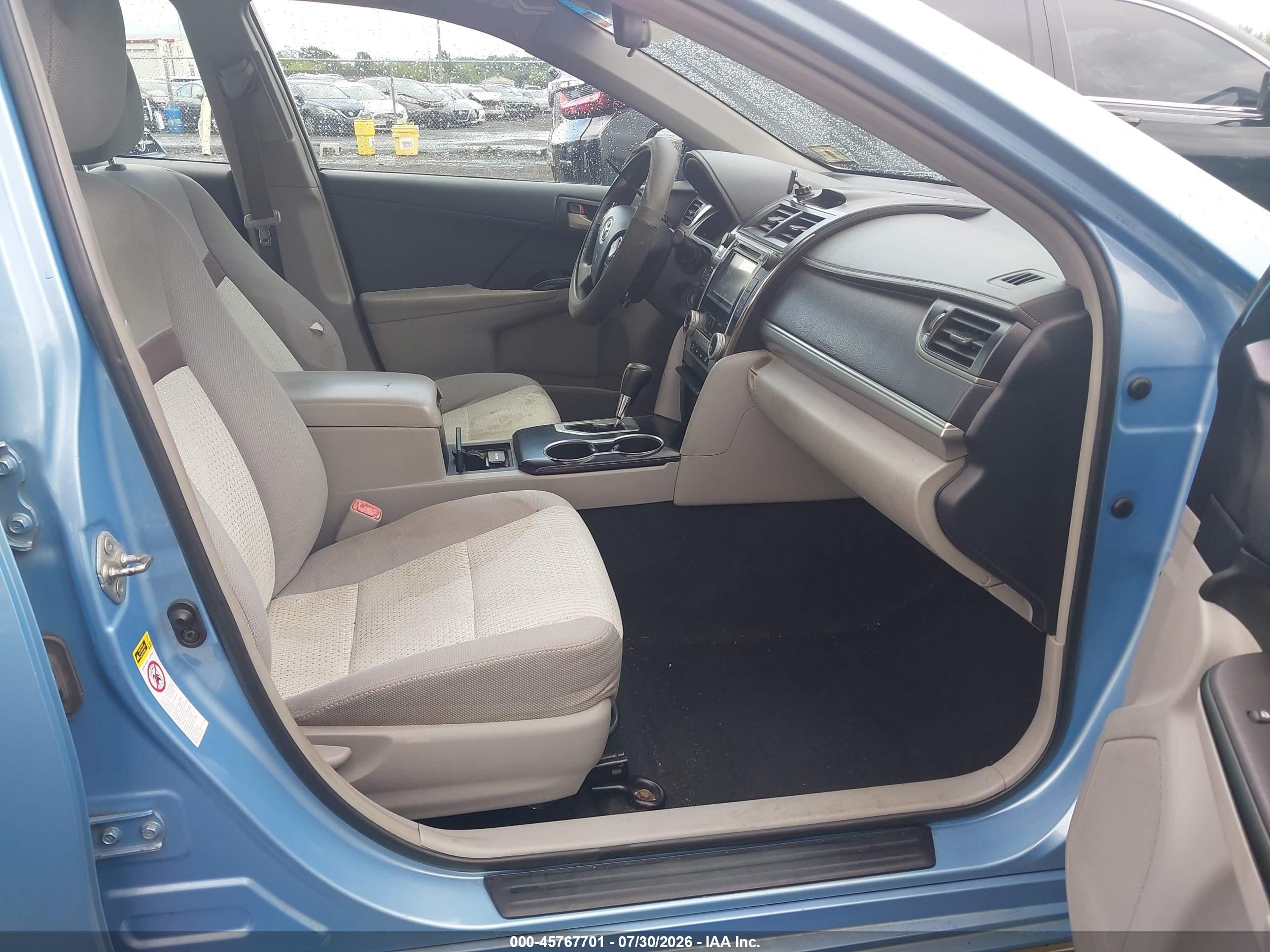 2013 Toyota Camry Le Blue vin: 4T1BF1FK1DU660631