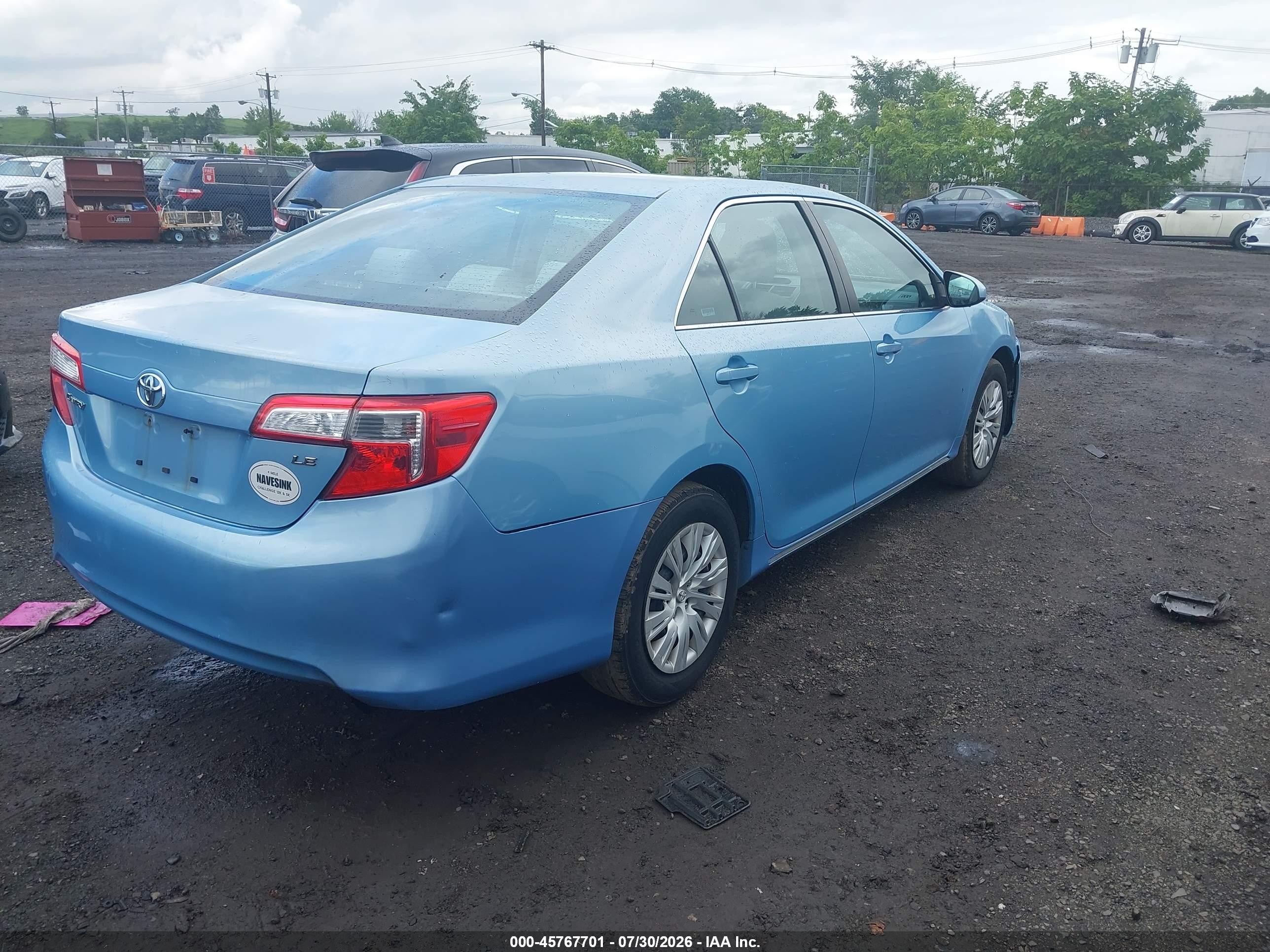 2013 Toyota Camry Le Blue vin: 4T1BF1FK1DU660631