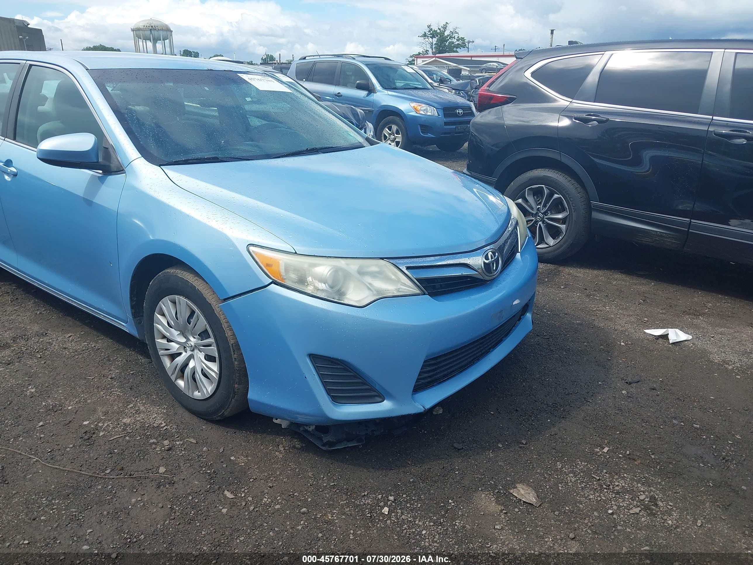 2013 Toyota Camry Le Blue vin: 4T1BF1FK1DU660631