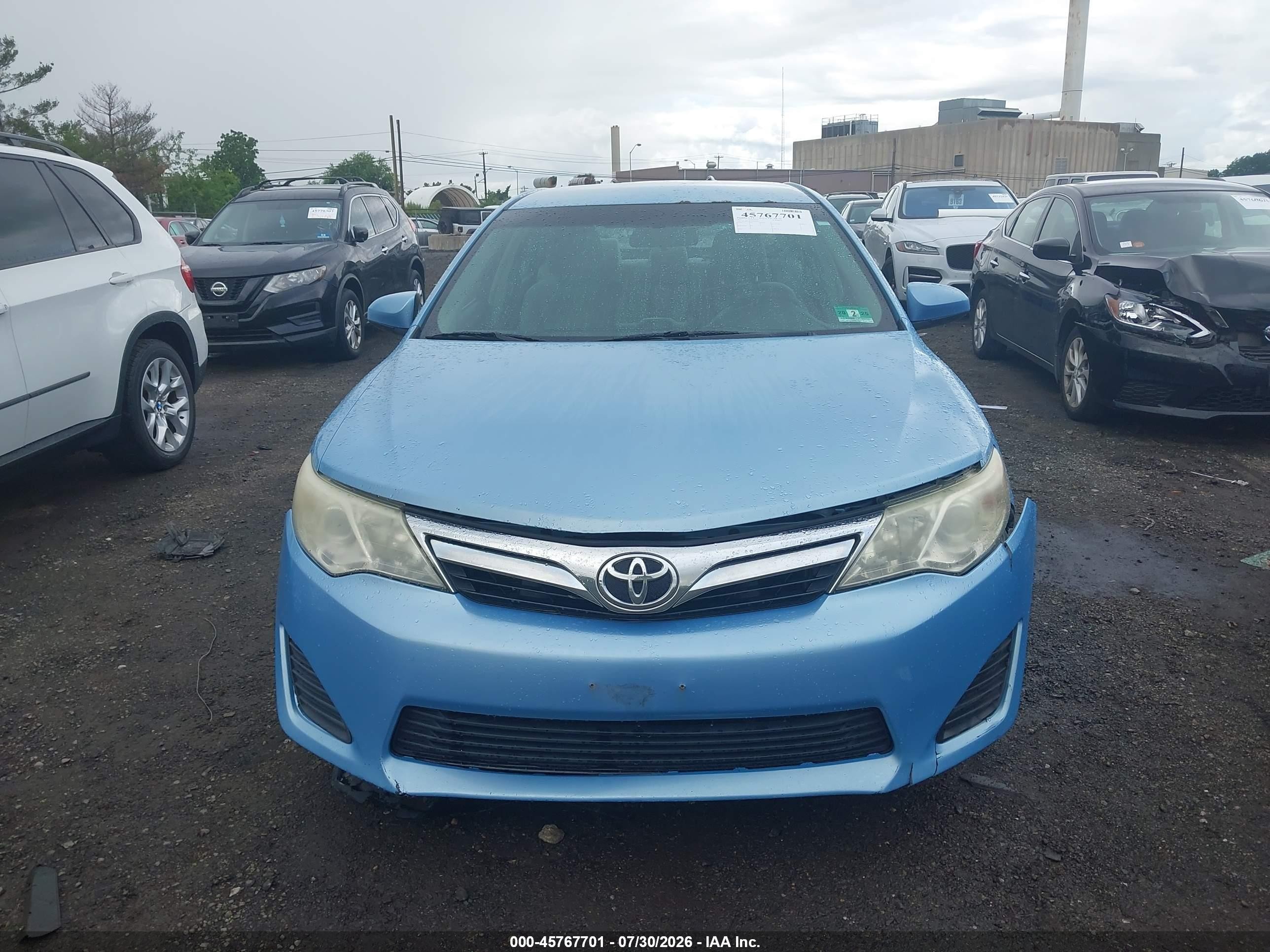 2013 Toyota Camry Le Blue vin: 4T1BF1FK1DU660631