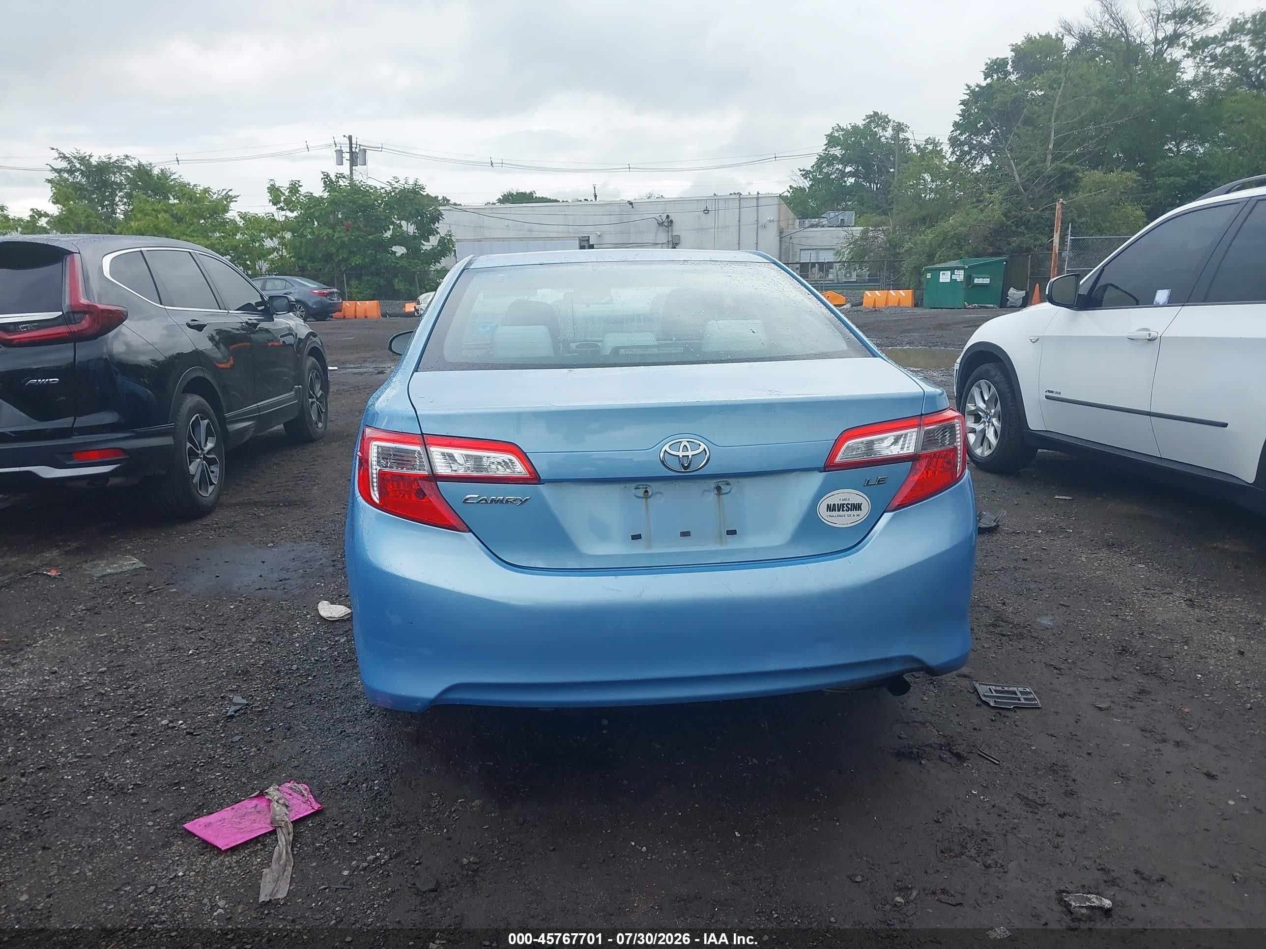 2013 Toyota Camry Le Blue vin: 4T1BF1FK1DU660631