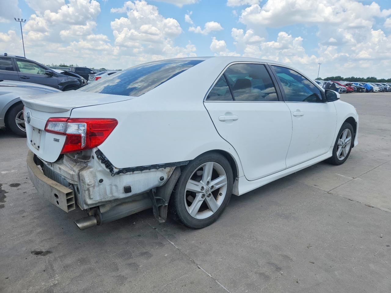 2013 Toyota Camry Se Белый vin: 4T1BF1FK1DU669801