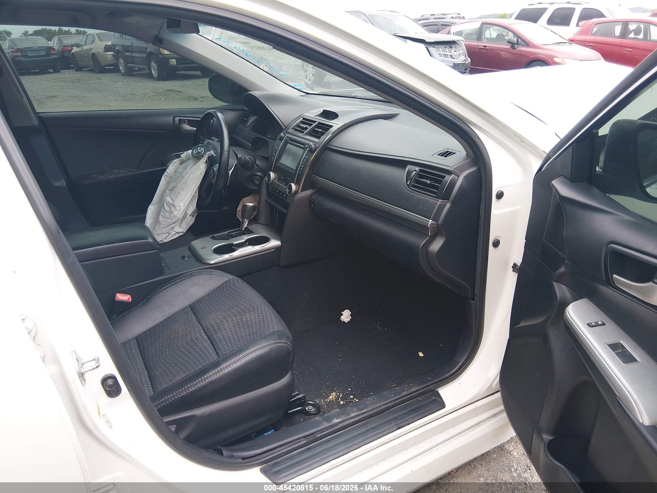 2013 Toyota Camry Se White vin: 4T1BF1FK1DU669944