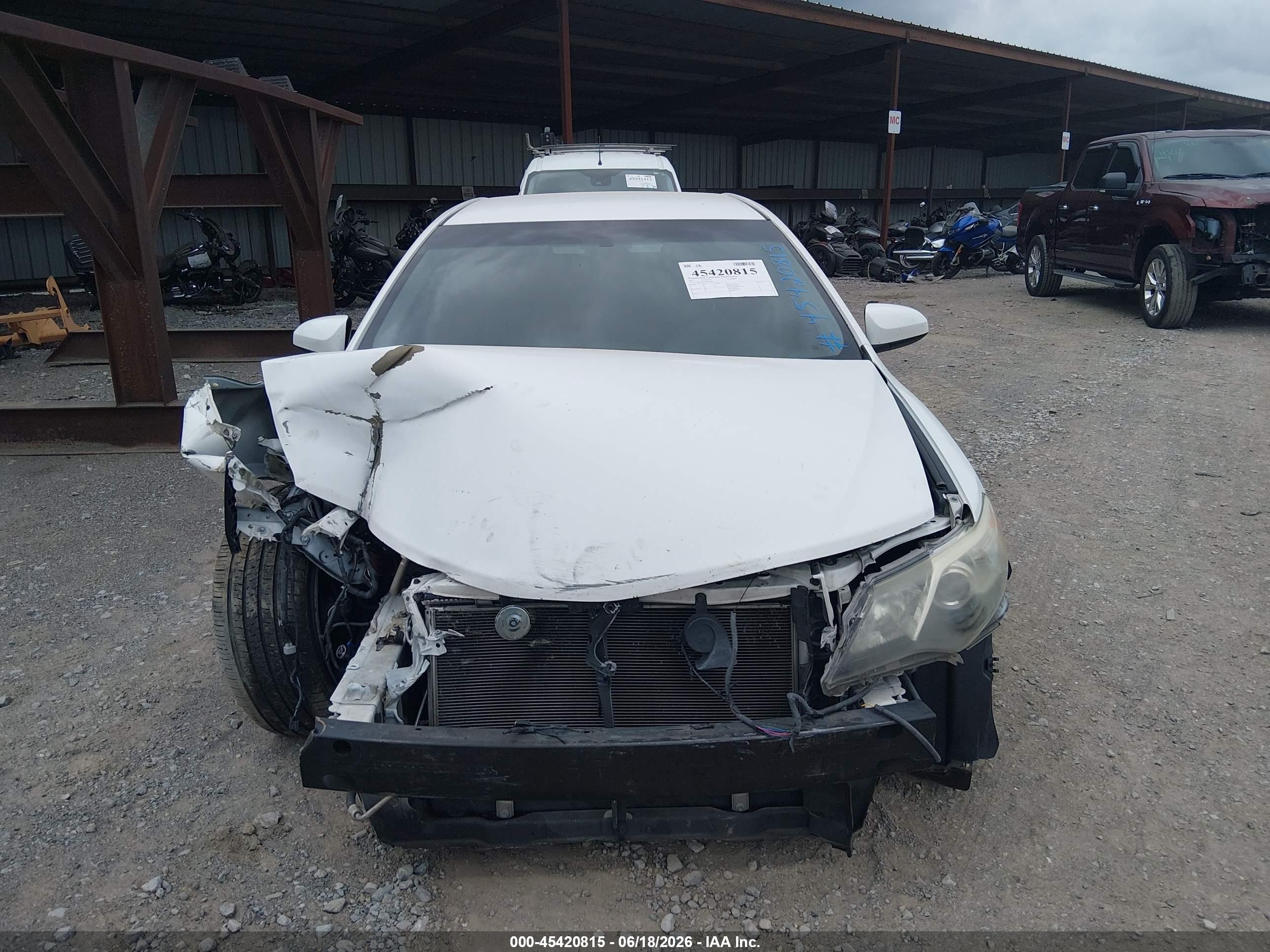 2013 Toyota Camry Se White vin: 4T1BF1FK1DU669944