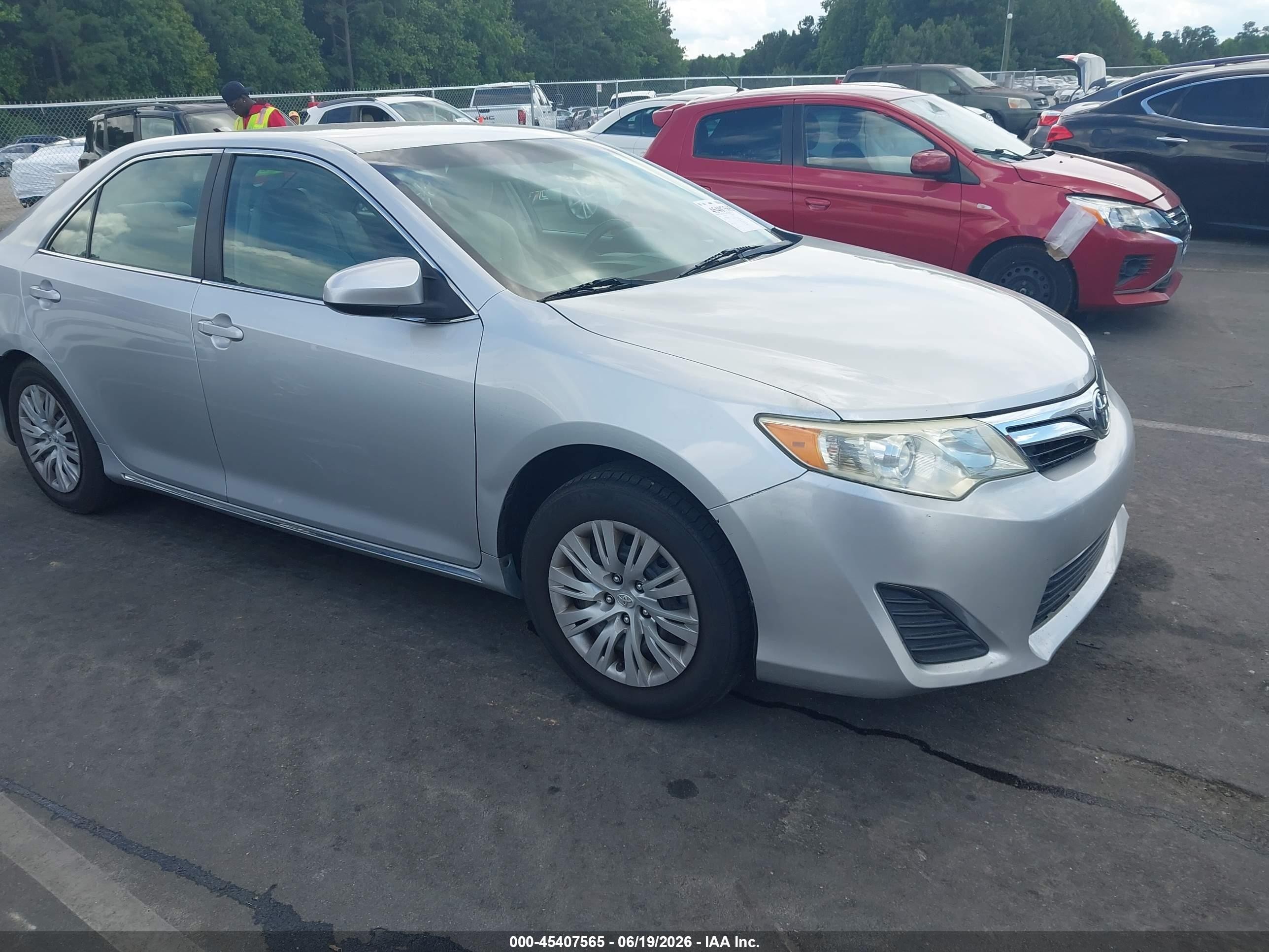 2013 Toyota Camry Le Silver vin: 4T1BF1FK1DU685836
