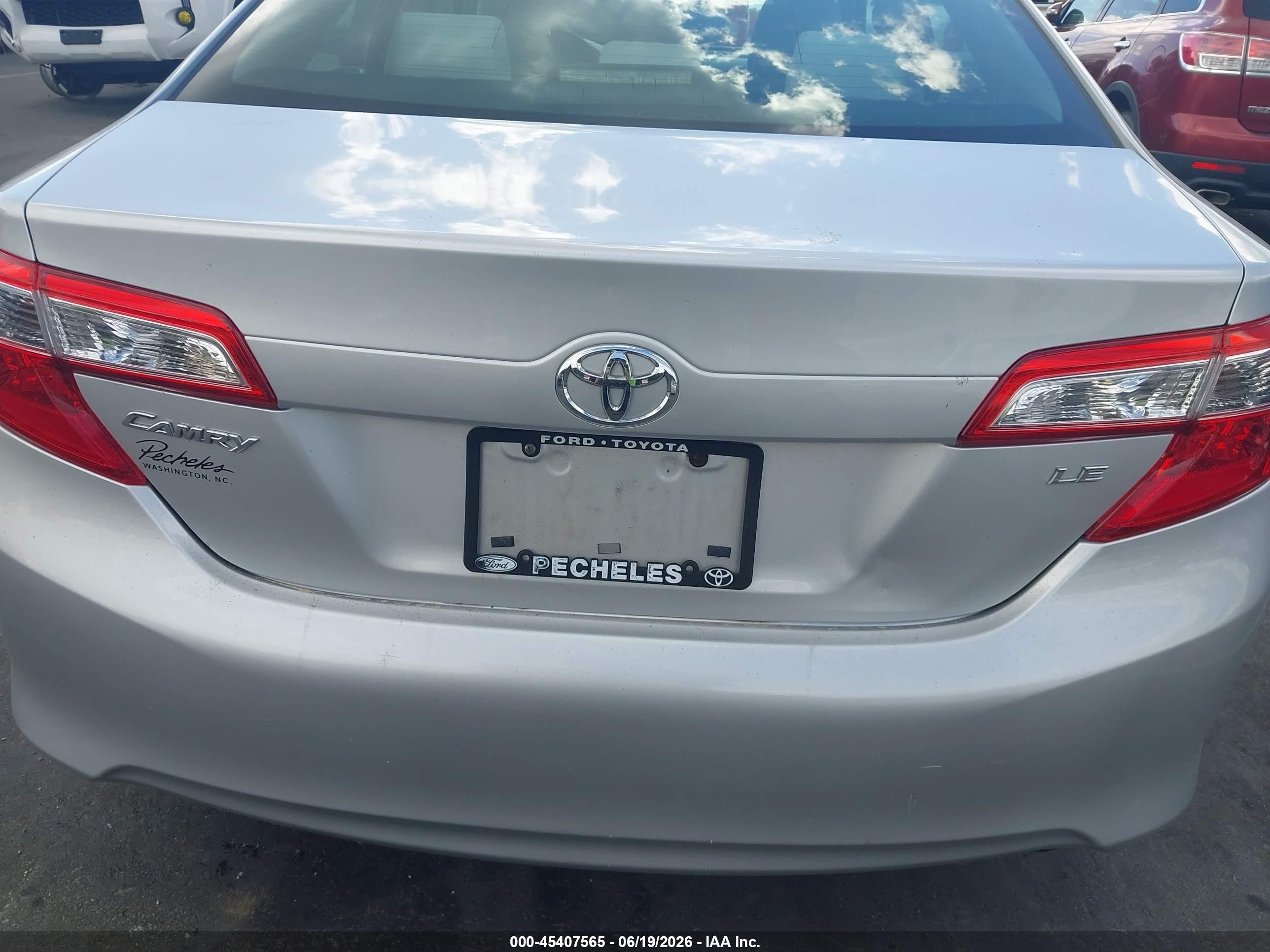 2013 Toyota Camry Le Silver vin: 4T1BF1FK1DU685836