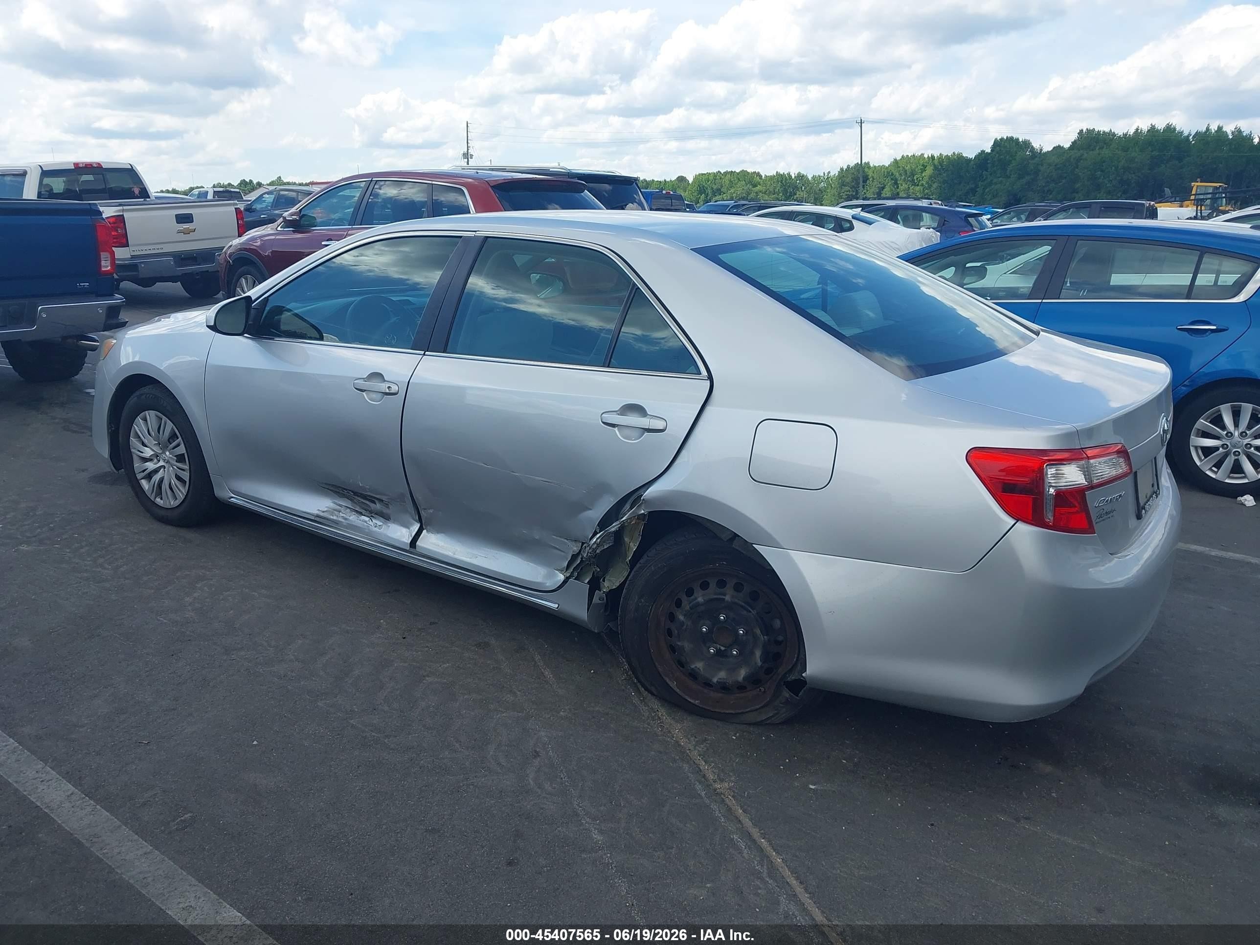 2013 Toyota Camry Le Silver vin: 4T1BF1FK1DU685836