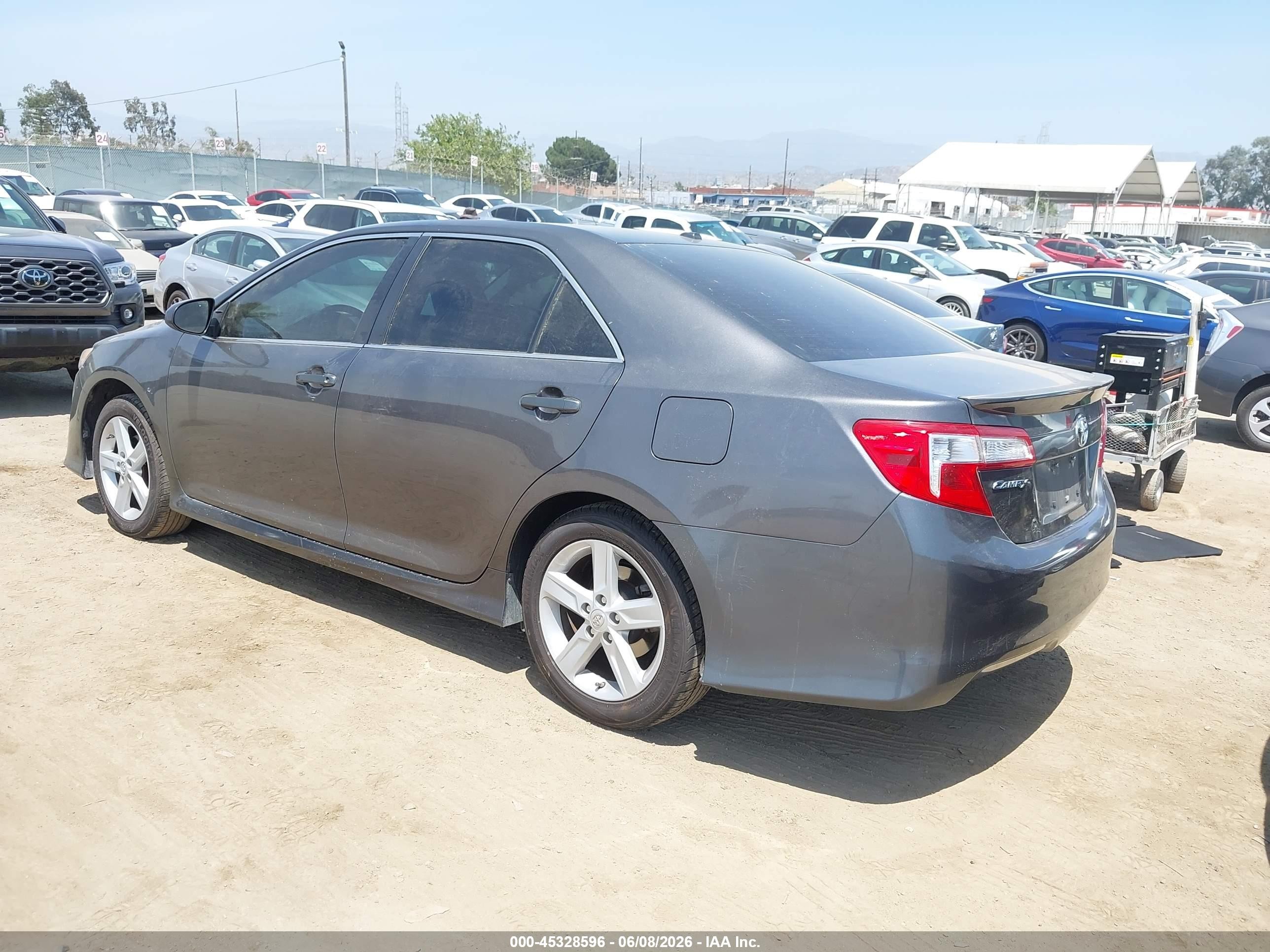 2013 Toyota Camry Se Gray vin: 4T1BF1FK1DU703025