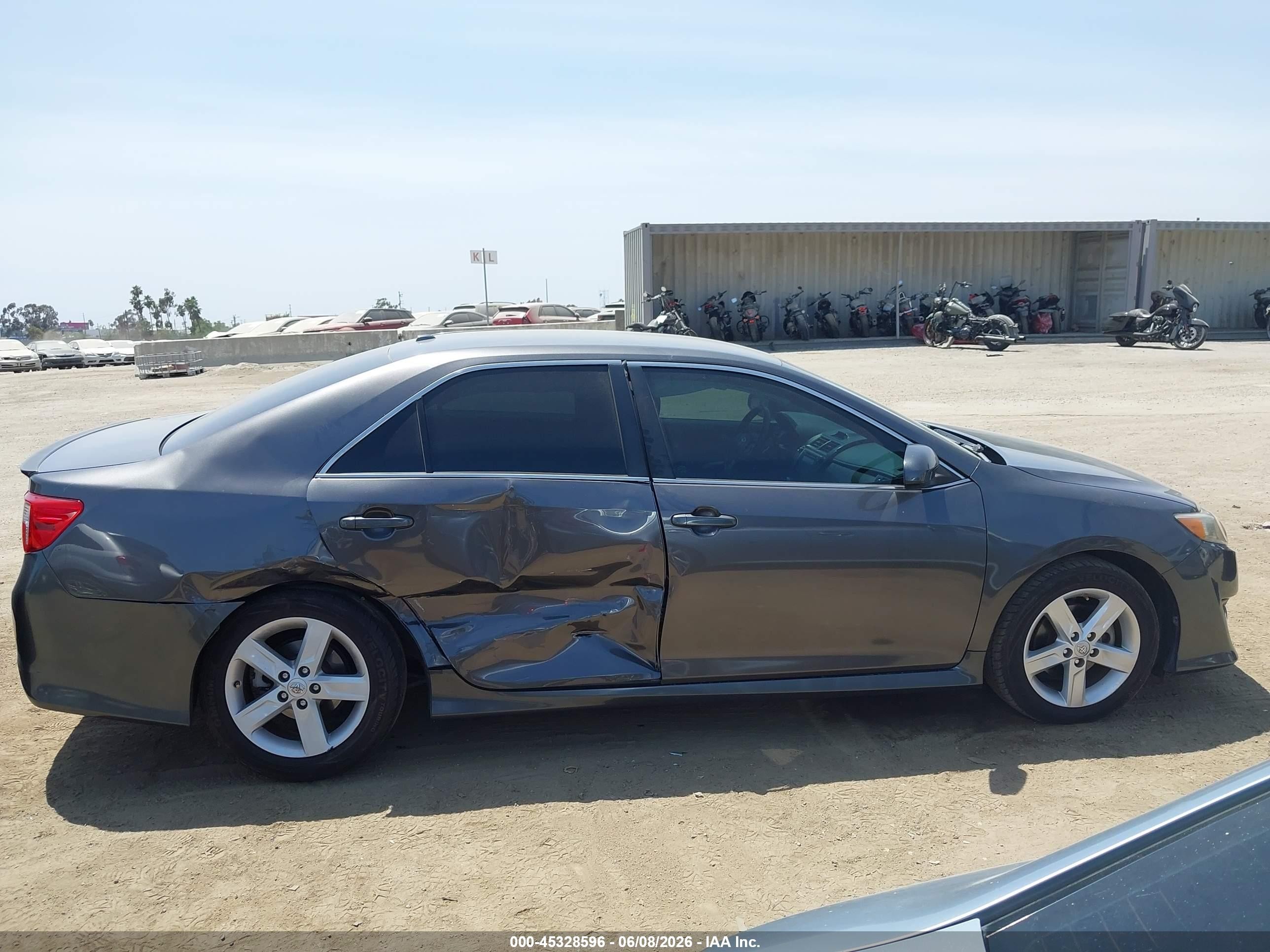 2013 Toyota Camry Se Gray vin: 4T1BF1FK1DU703025
