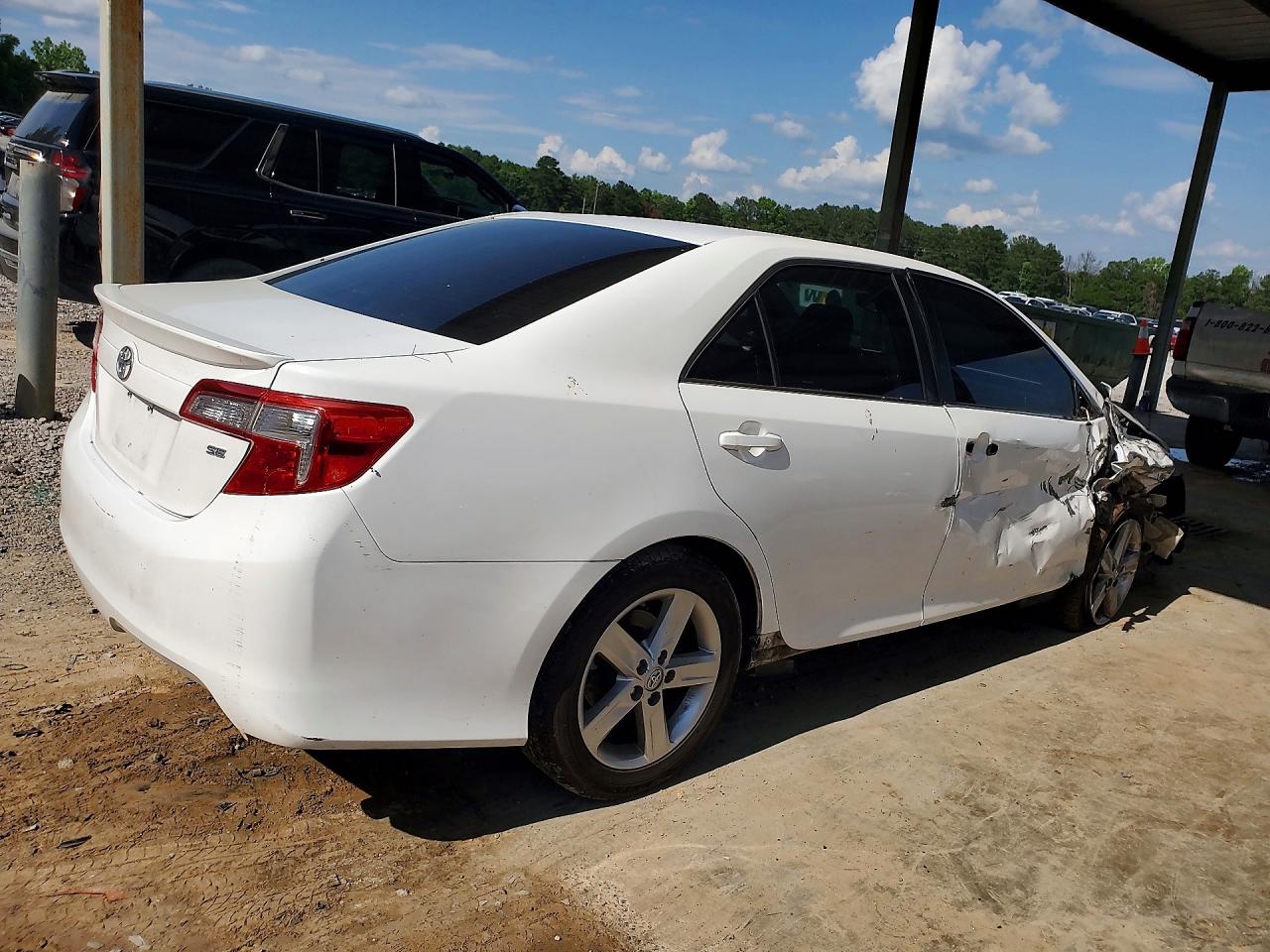 2014 Toyota Camry Se White vin: 4T1BF1FK1EU308702