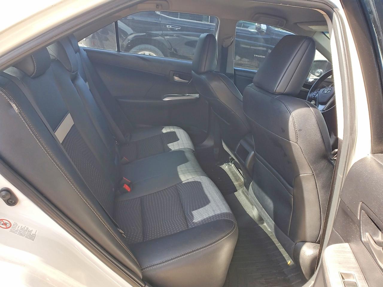 2014 Toyota Camry Se White vin: 4T1BF1FK1EU308702