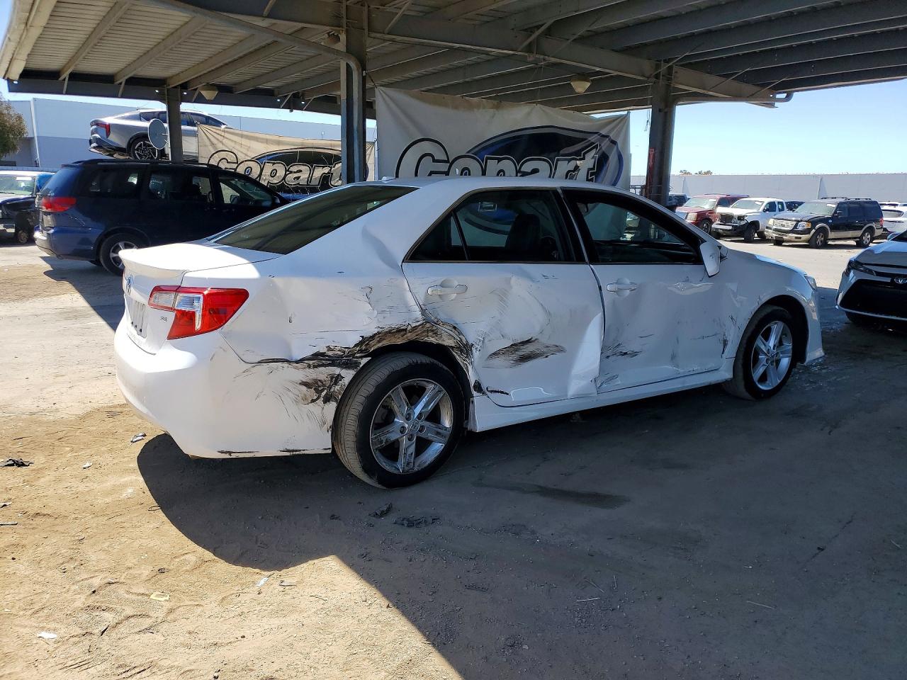 2014 Toyota Camry Se White vin: 4T1BF1FK1EU313060