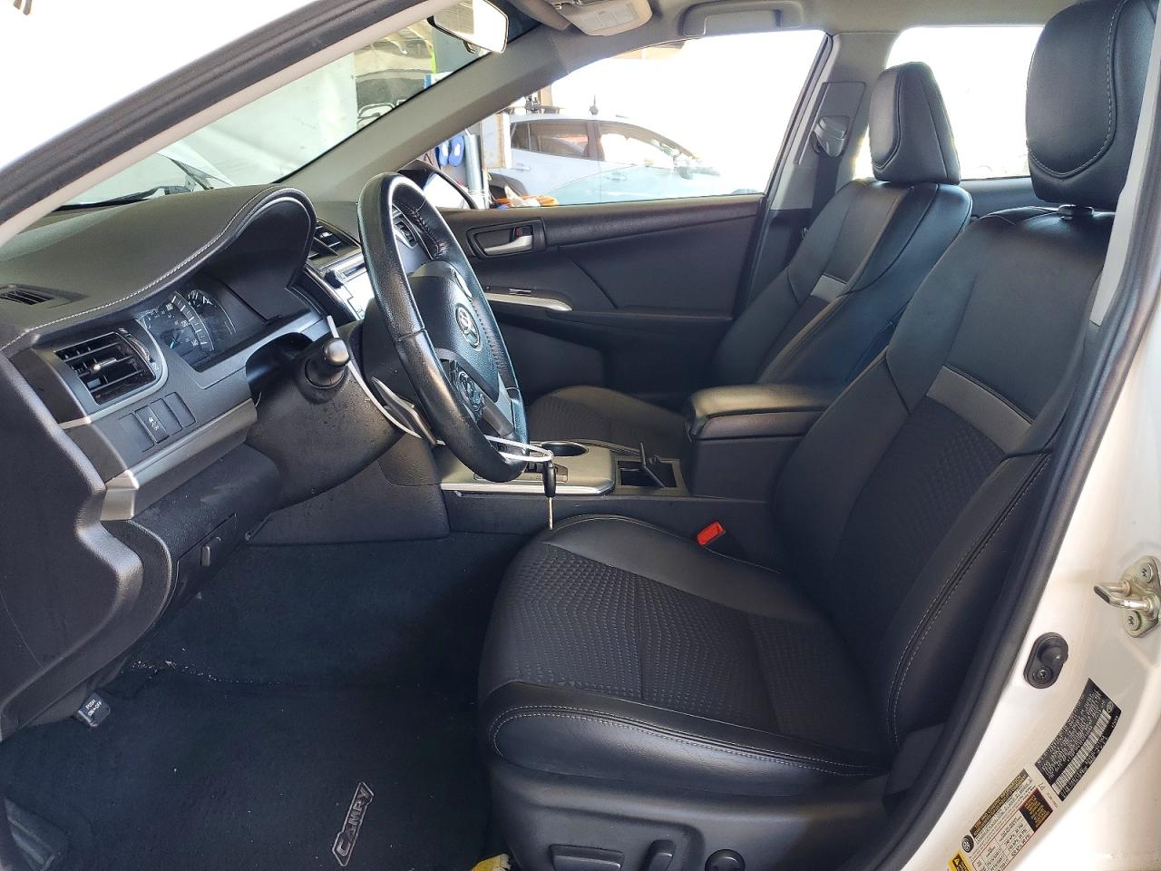 2014 Toyota Camry Se White vin: 4T1BF1FK1EU313060