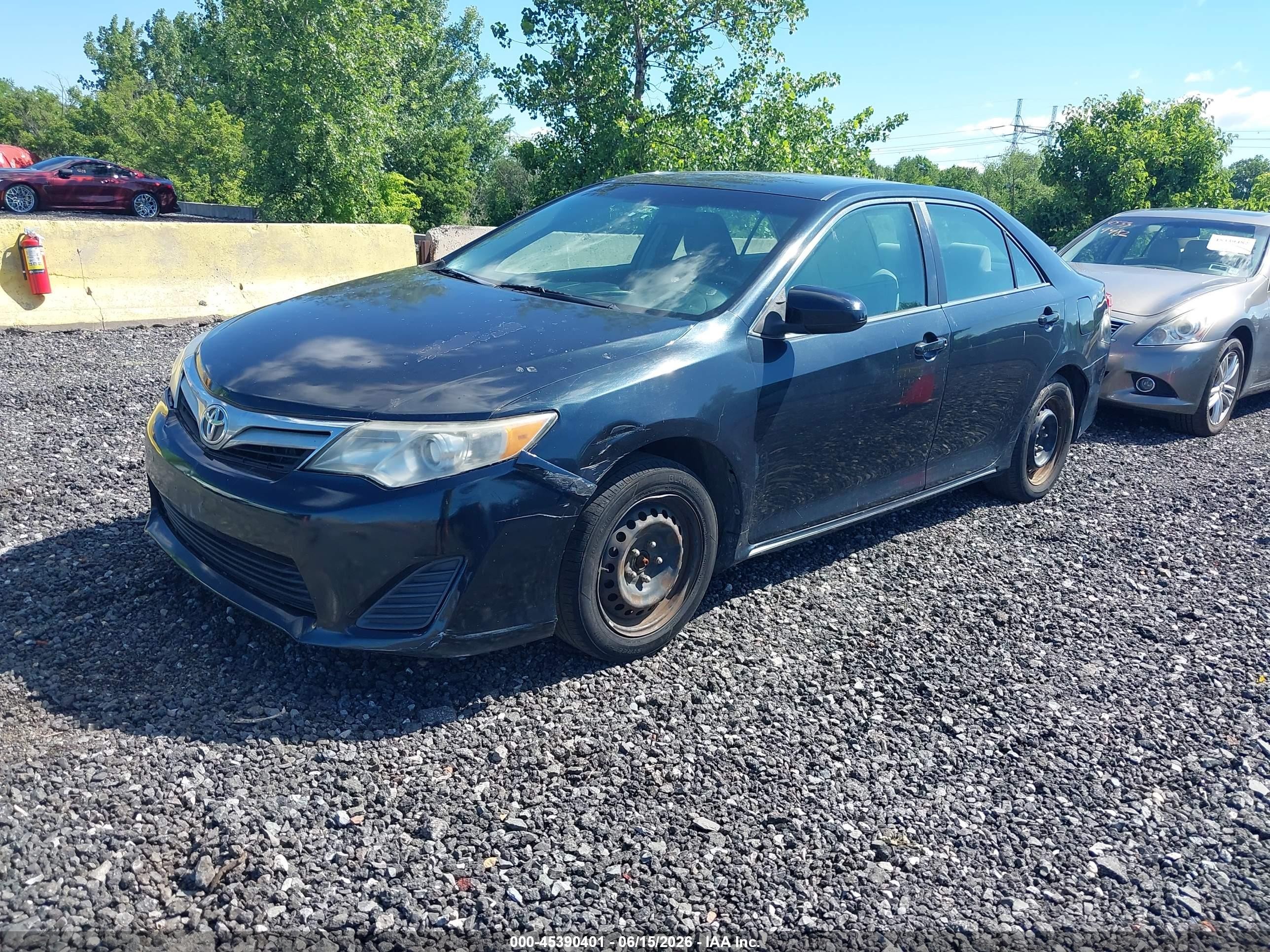 2014 Toyota Camry Le Black vin: 4T1BF1FK1EU313284