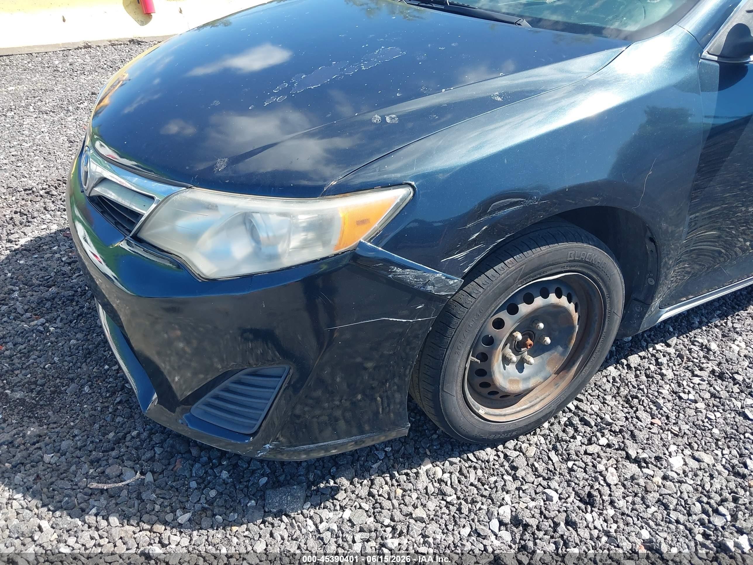 2014 Toyota Camry Le Black vin: 4T1BF1FK1EU313284